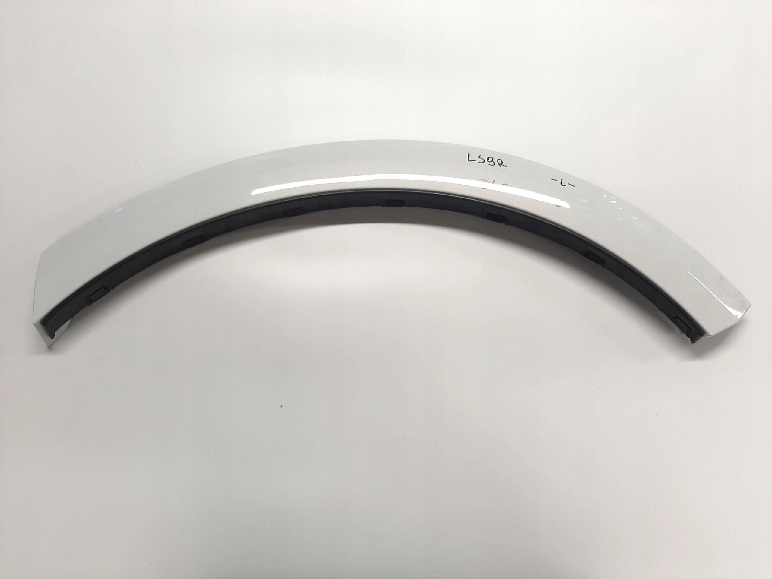 AUDI RSQ8 NAKŁADKA LISTWA BOCZNA DRZWI LEWY TYŁ LS9R 4M8853817C