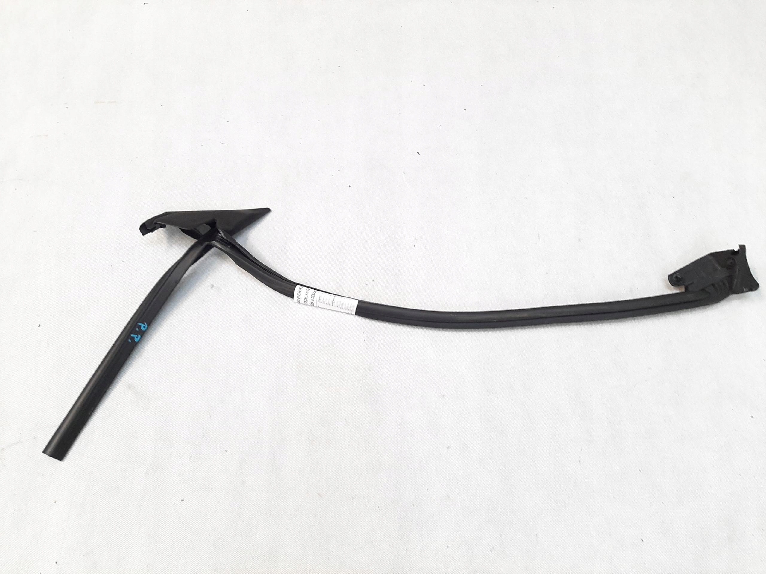 USZCZELKA SZYBY DRZWI PRAWY PRZÓD AUDI A5 SPORTBACK II LIFT 2021- 8W8857480