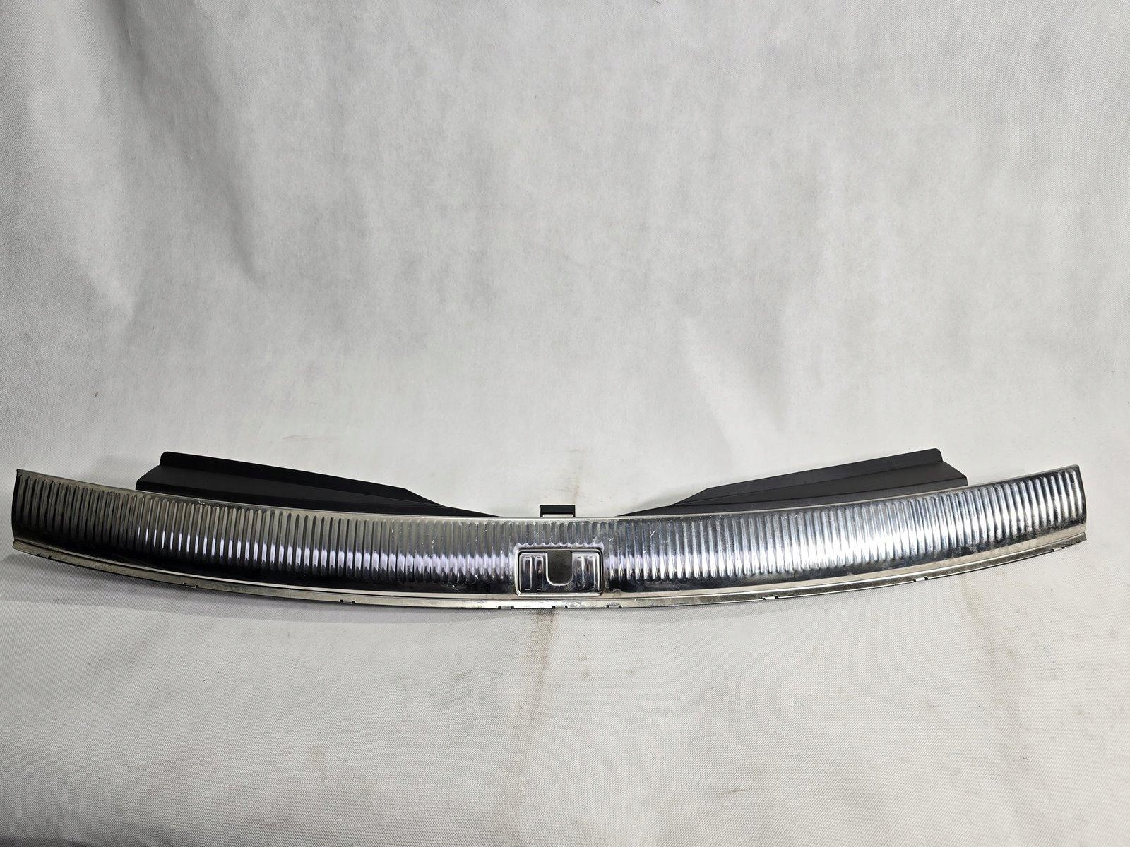 AUDI Q7 4L OSŁONA PASA TYLNEGO TYŁ MASKOWNICA 4L0864483J