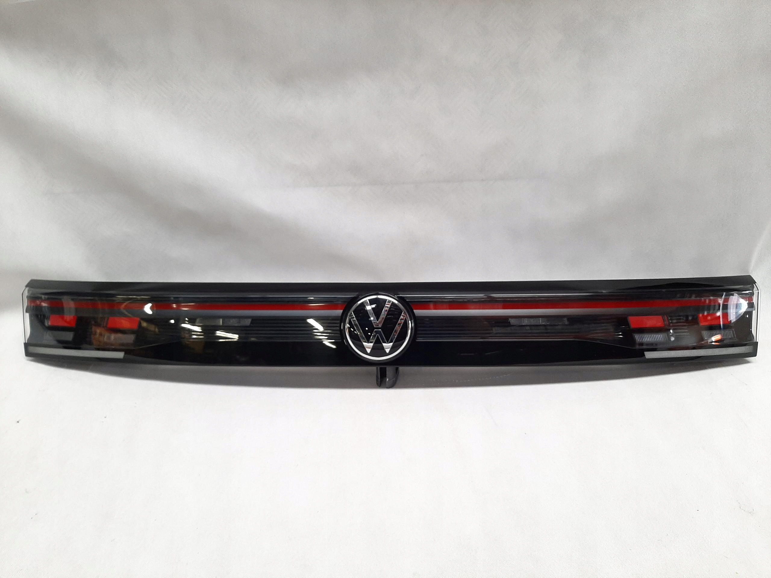 VW TIGUAN III BLENDA LAMPA KLAPY TYŁ LED 571945307A