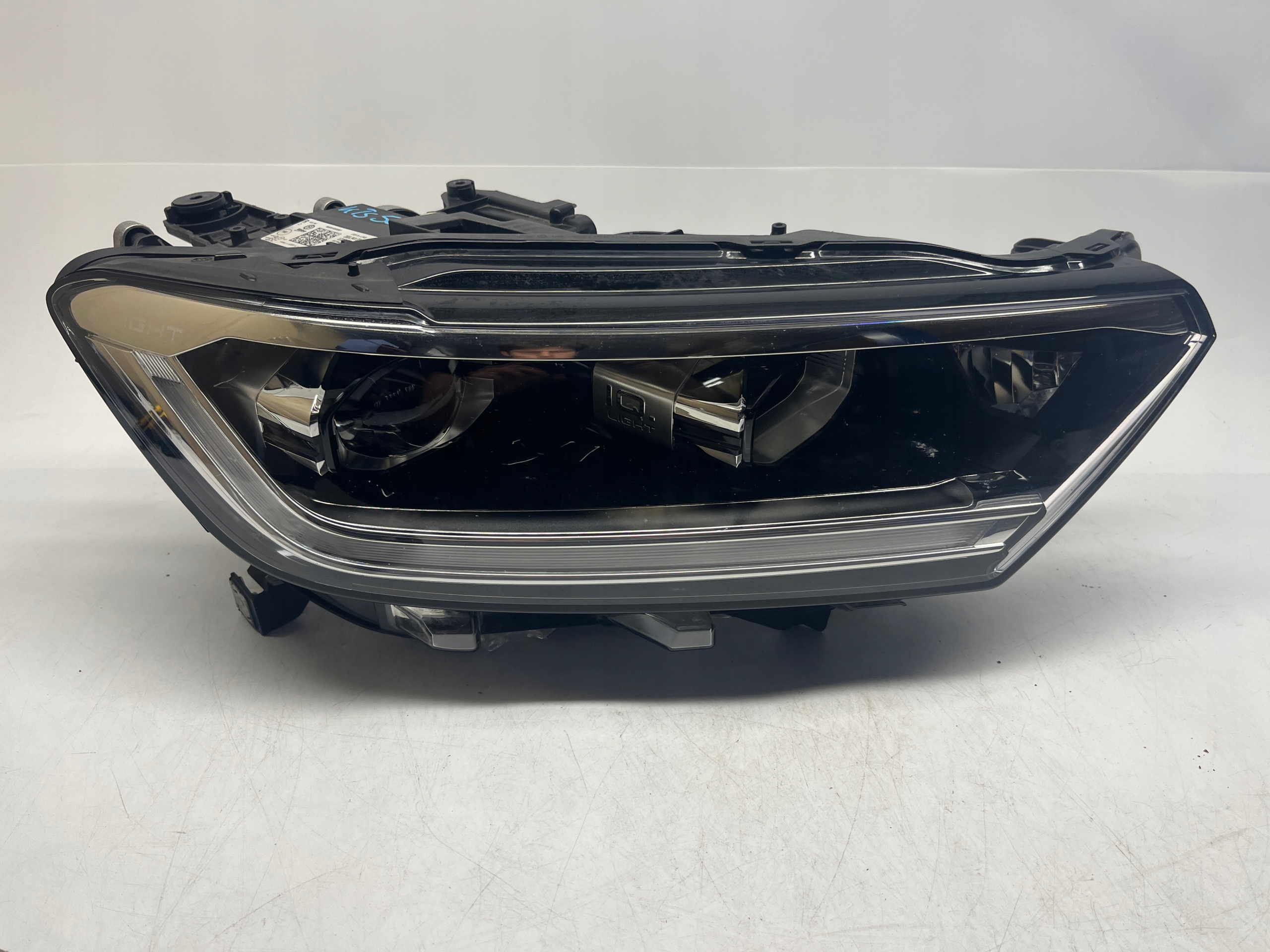 Volkswagen T-ROC REFLEKTOR LAMPA PRAWA PRZÓD LED MATRIX BEAM 2GA941036AT