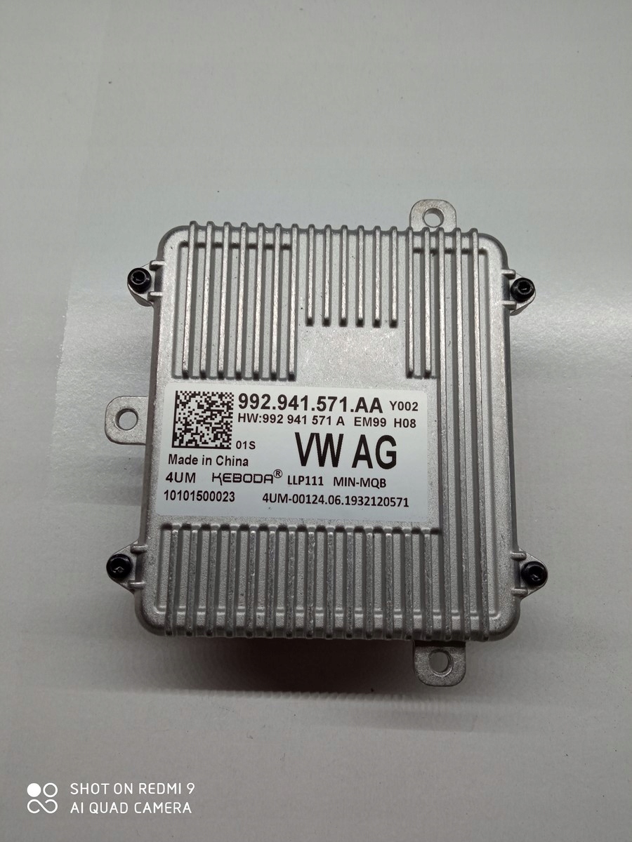 Skoda Superb 3 Przetwornica Moduł LED 992941571AA