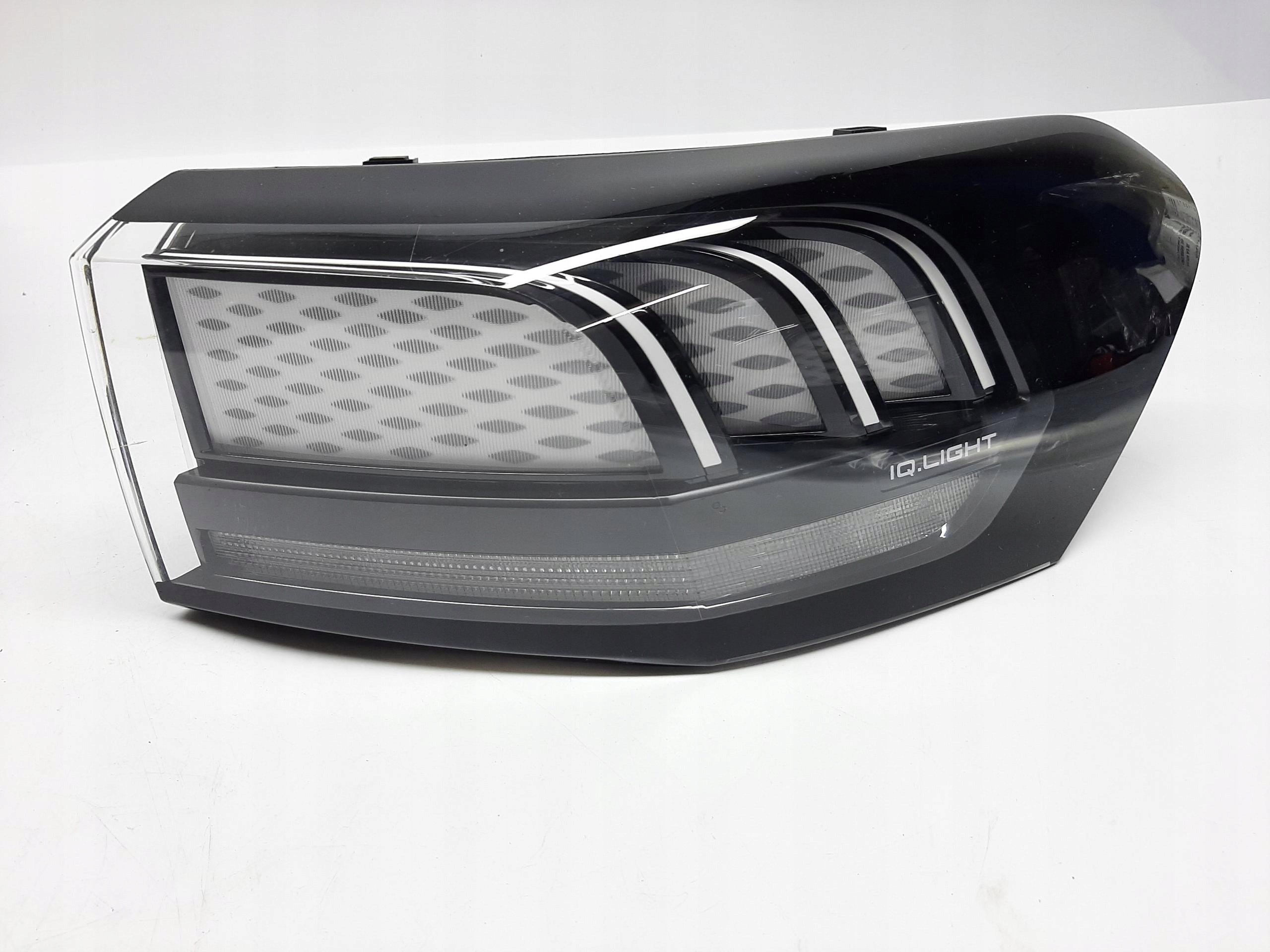 VW ID7 ID.7 LAMPA PRAWA TYLNA TYŁ IQ LIGHT LED 14B945208A