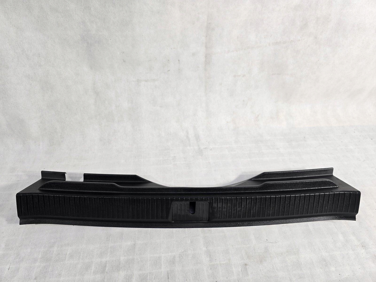 VW PASSAT B8 KOMBI OSŁONA PASA TYLNEGO TYŁ MASKOWNICA 3G9863459