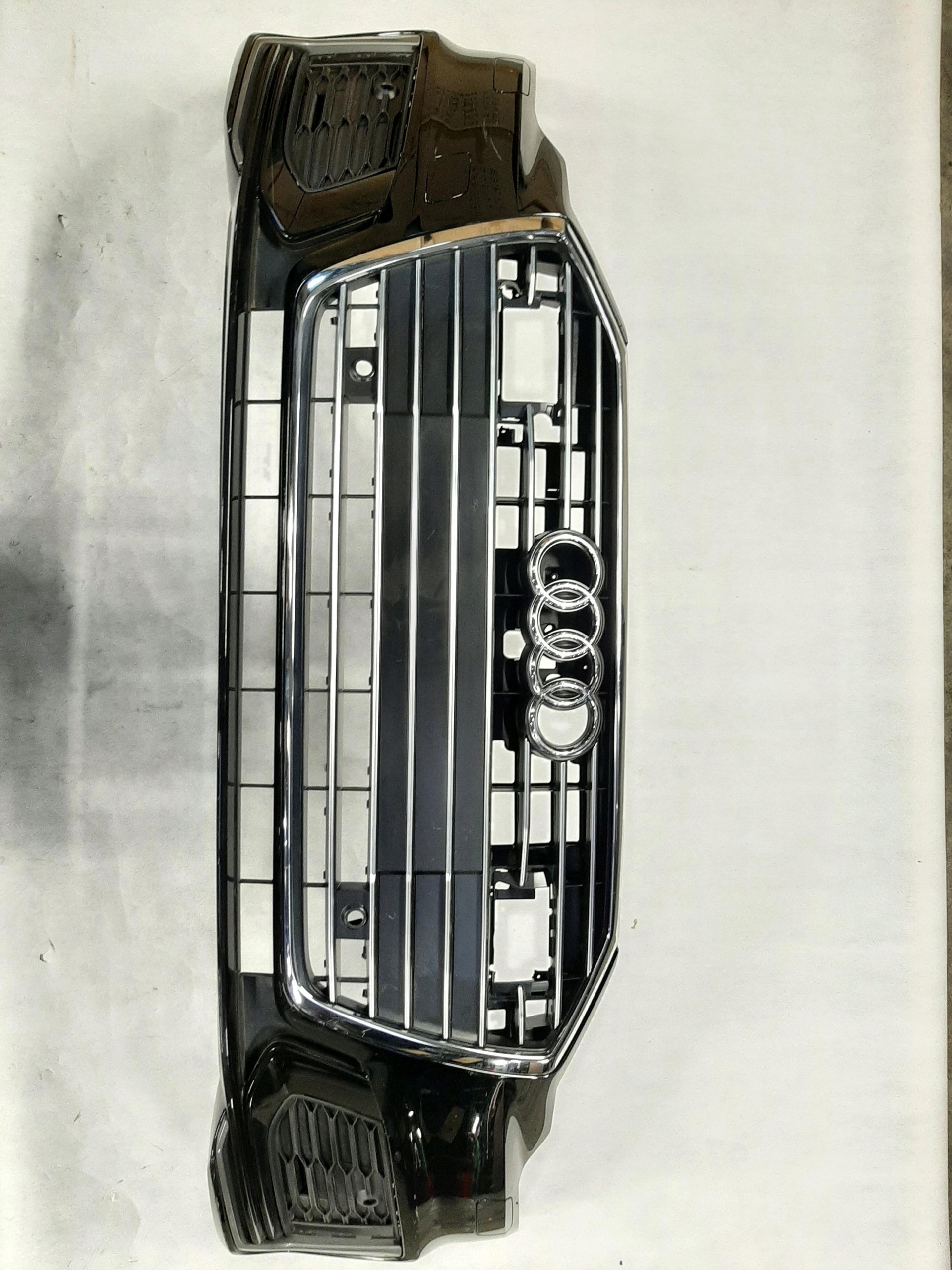 AUDI A6 C8 ZDERZAK PRZÓD PRZEDNI S-LINE 4K0807437C