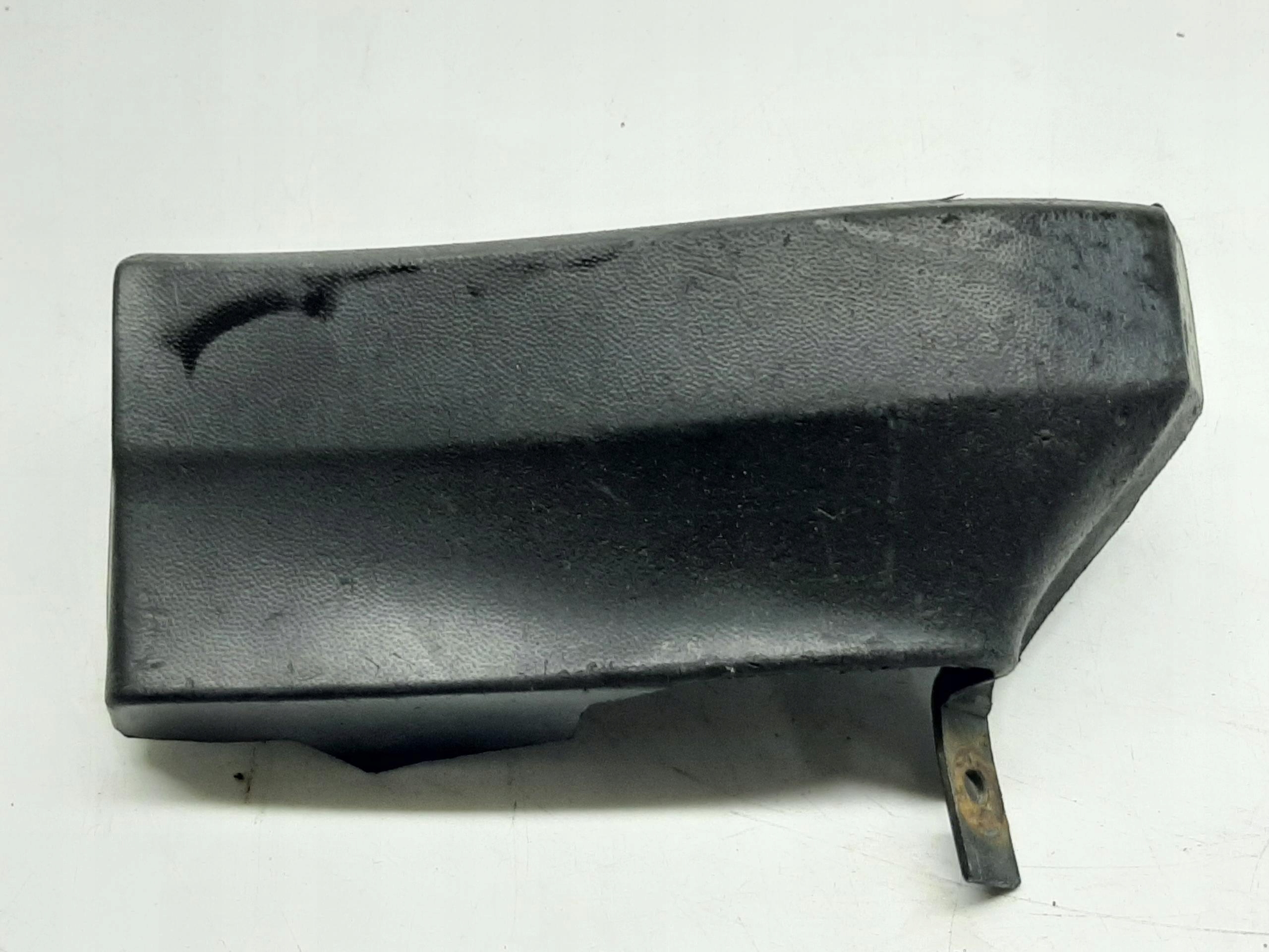 VW PASSAT B5 SEDAN KOMBI CHLAPACZ BŁOTNIK OSŁONA LEWY TYŁ 3B0853897A