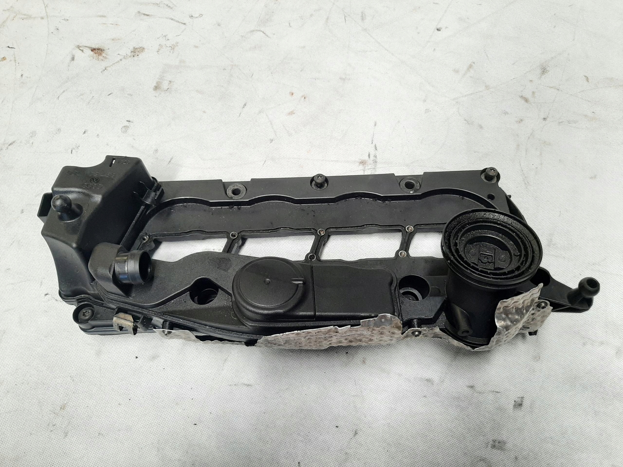 VW PASSAT B6 POKRYWA OSŁONA ZAWORÓW 2.0 TDI 03L103469