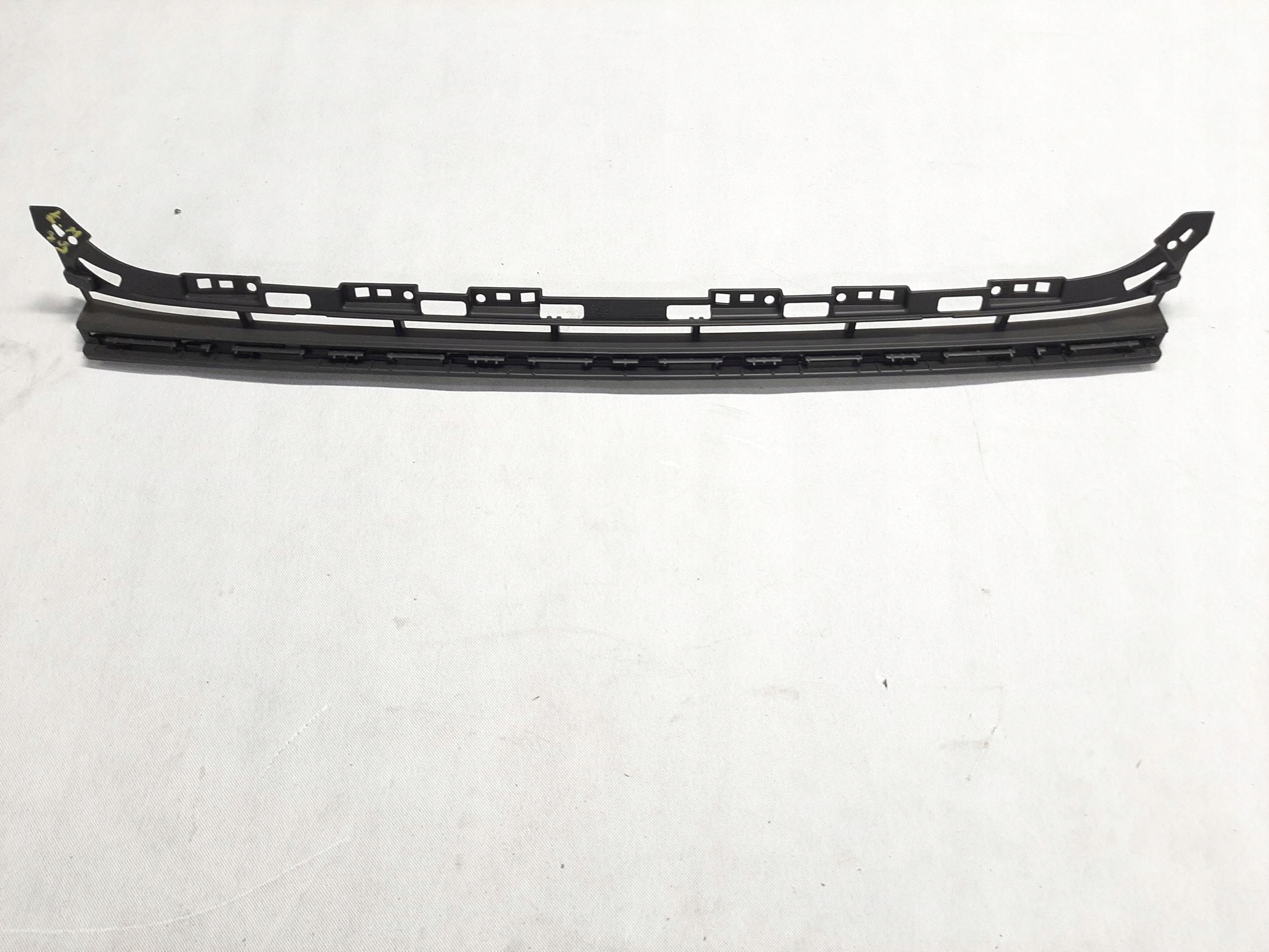 AUDI A8 D5 2017-2021 KRATKA DOLNA ZDERZAKA PRZÓD 4N0807697A