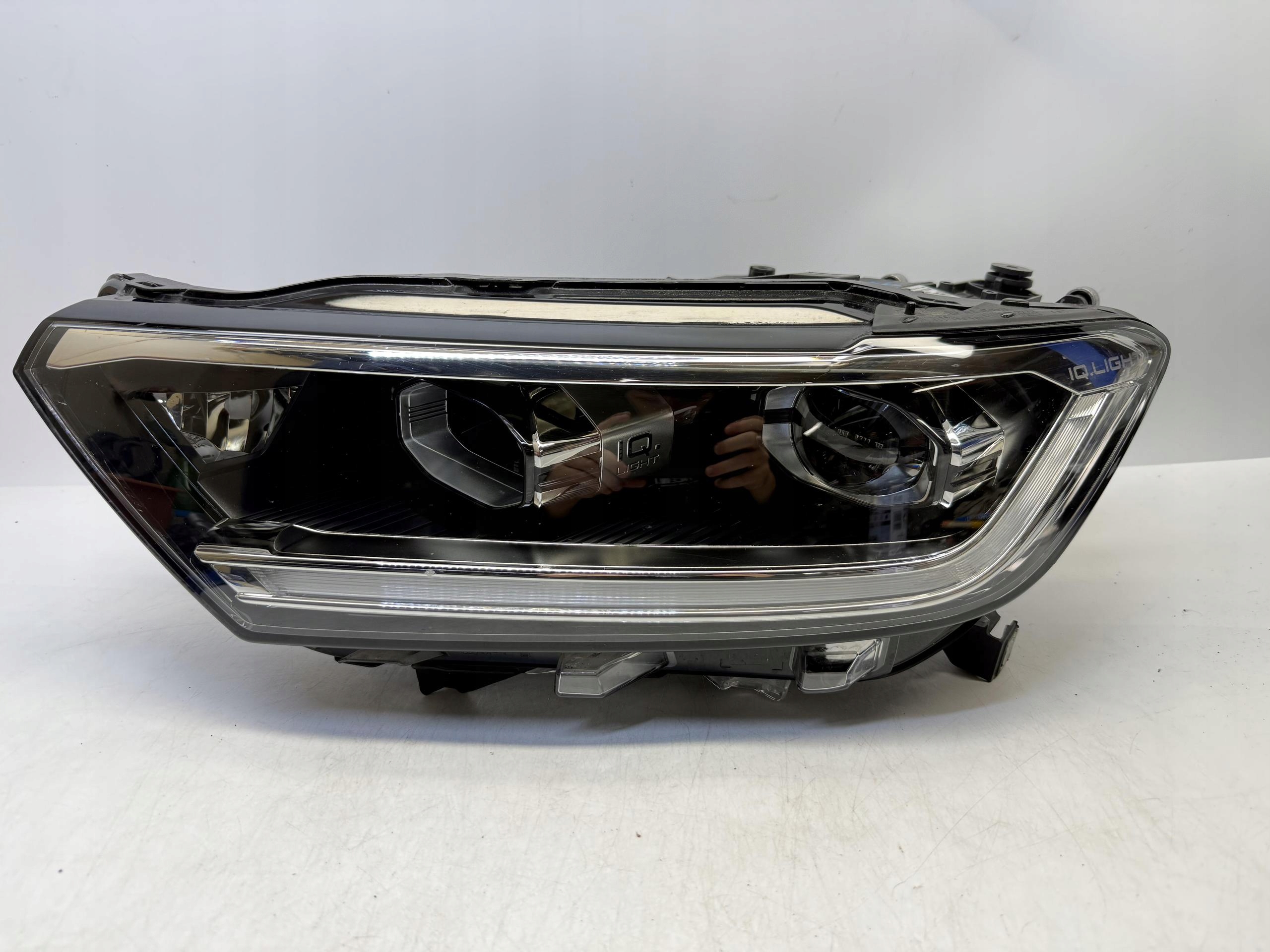 VW T-ROC REFLEKTOR LAMPA LEWY PRZÓD PRZEDNIA LED IQ.LIGHT 2GA941035BQ