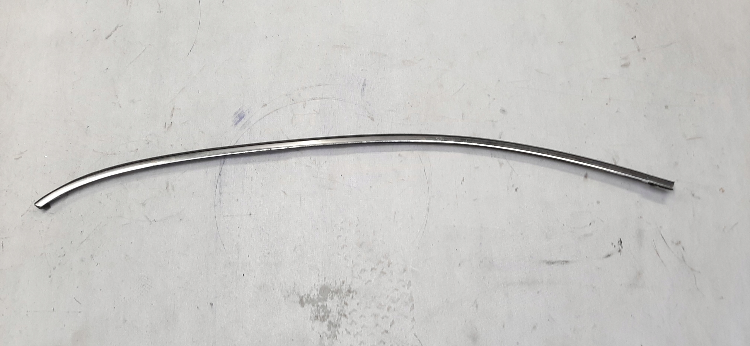 MERCEDES-BENZ R-CLASS W251 05-09 LISTWA DACHOWA A2516905062
