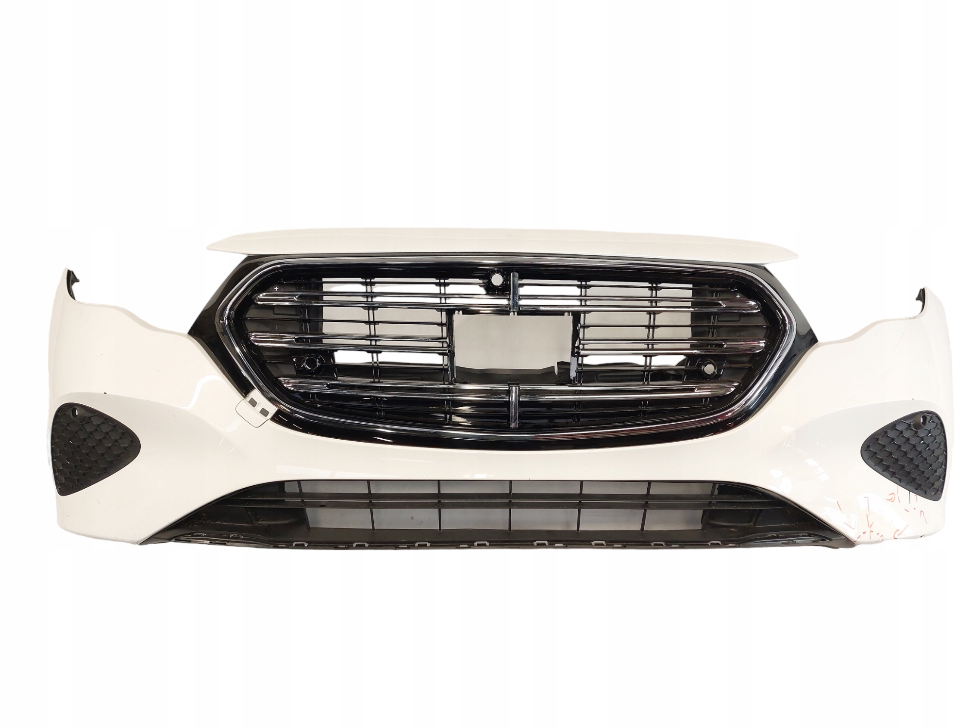 MERCEDES E CLASS ZDERZAK KAMERA GT A2148850400 komplet biały