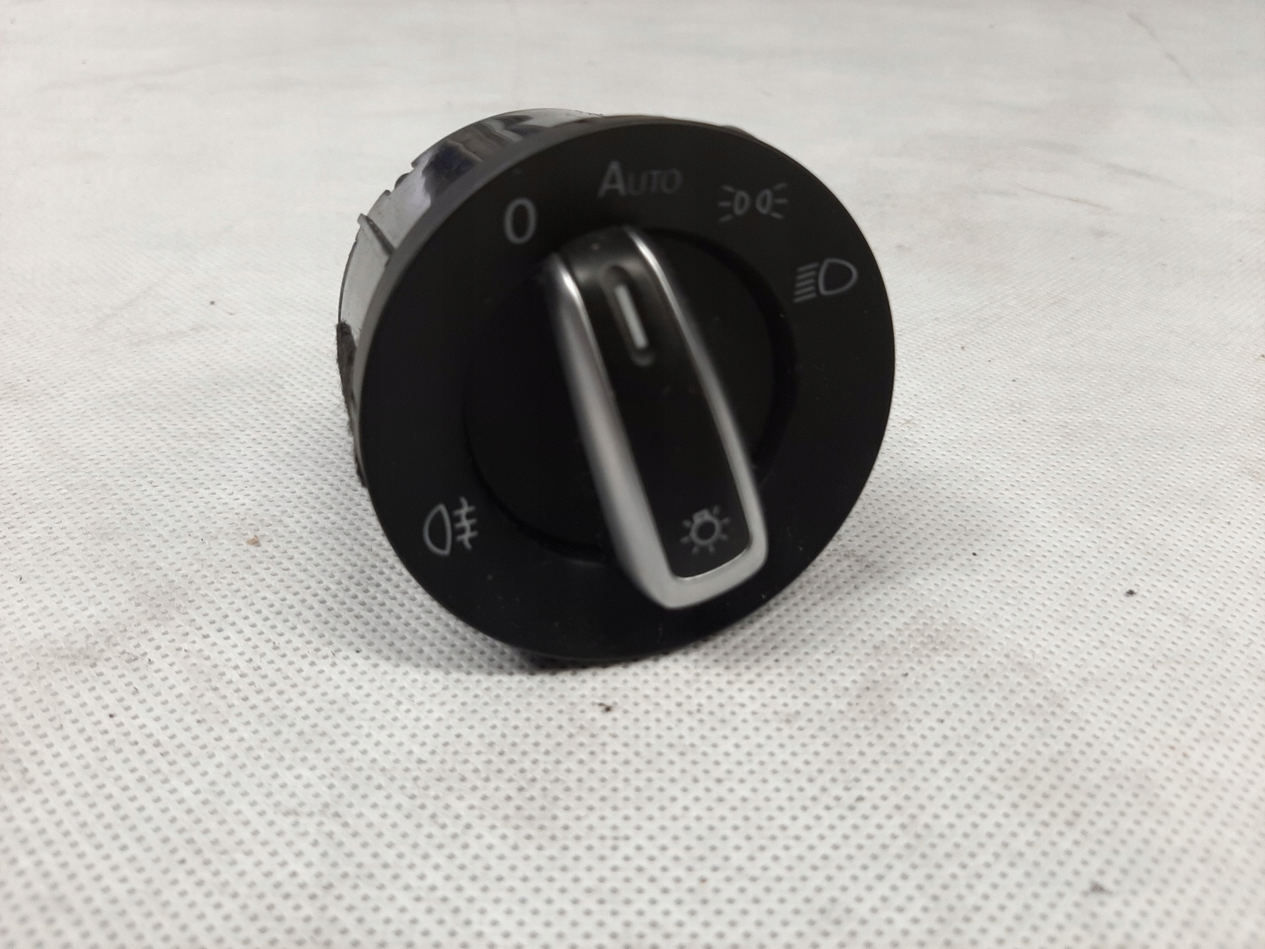 VW JETTA VI PRZEŁĄCZNIK WŁĄCZNIK ŚWIATEŁ 3C8941431