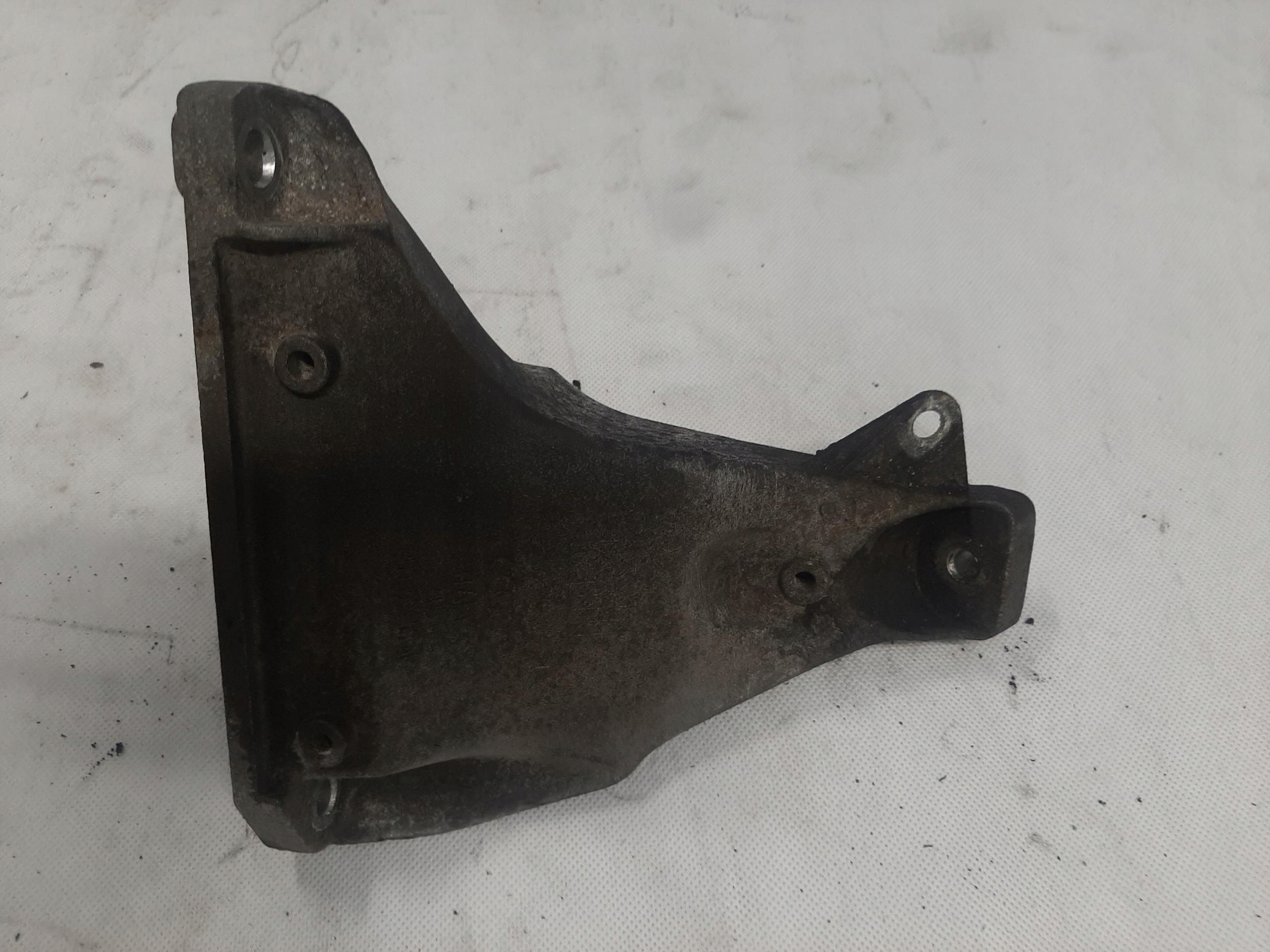 VW PASSAT B5 AUDI A4 B6 A6 C5 1.9 TDI ŁAPA MOCOWANIE SILNIKA 8D0199308AB