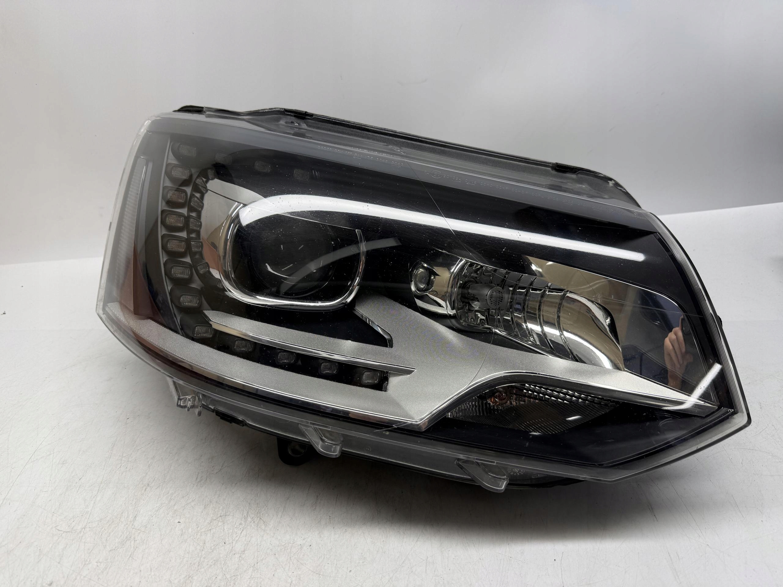 VW TRANSPORTER T5 LIFT REFLEKTOR LAMPA XENON LED PRAWY PRZÓD 7E5941016