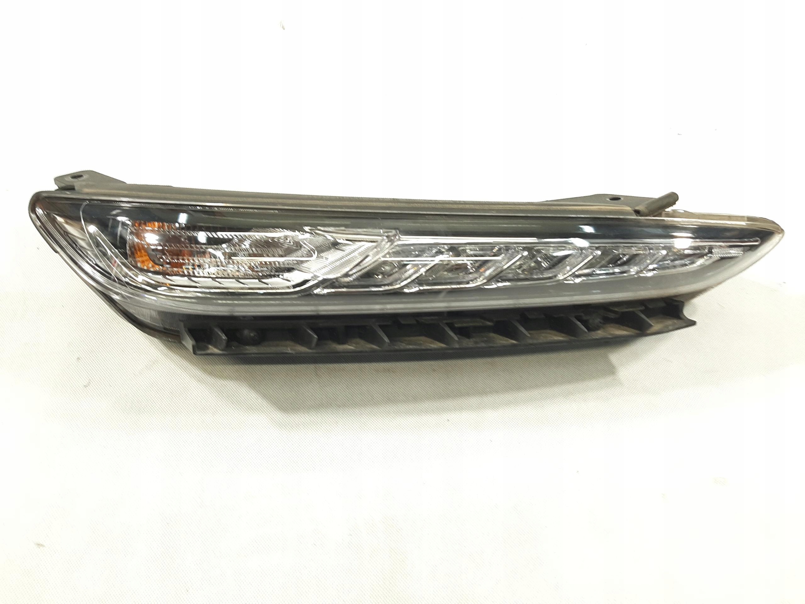 HYUNDAI KONA EV ELECTRIC 2018- LAMPA LED PRAWY PRZÓD 92208J9000