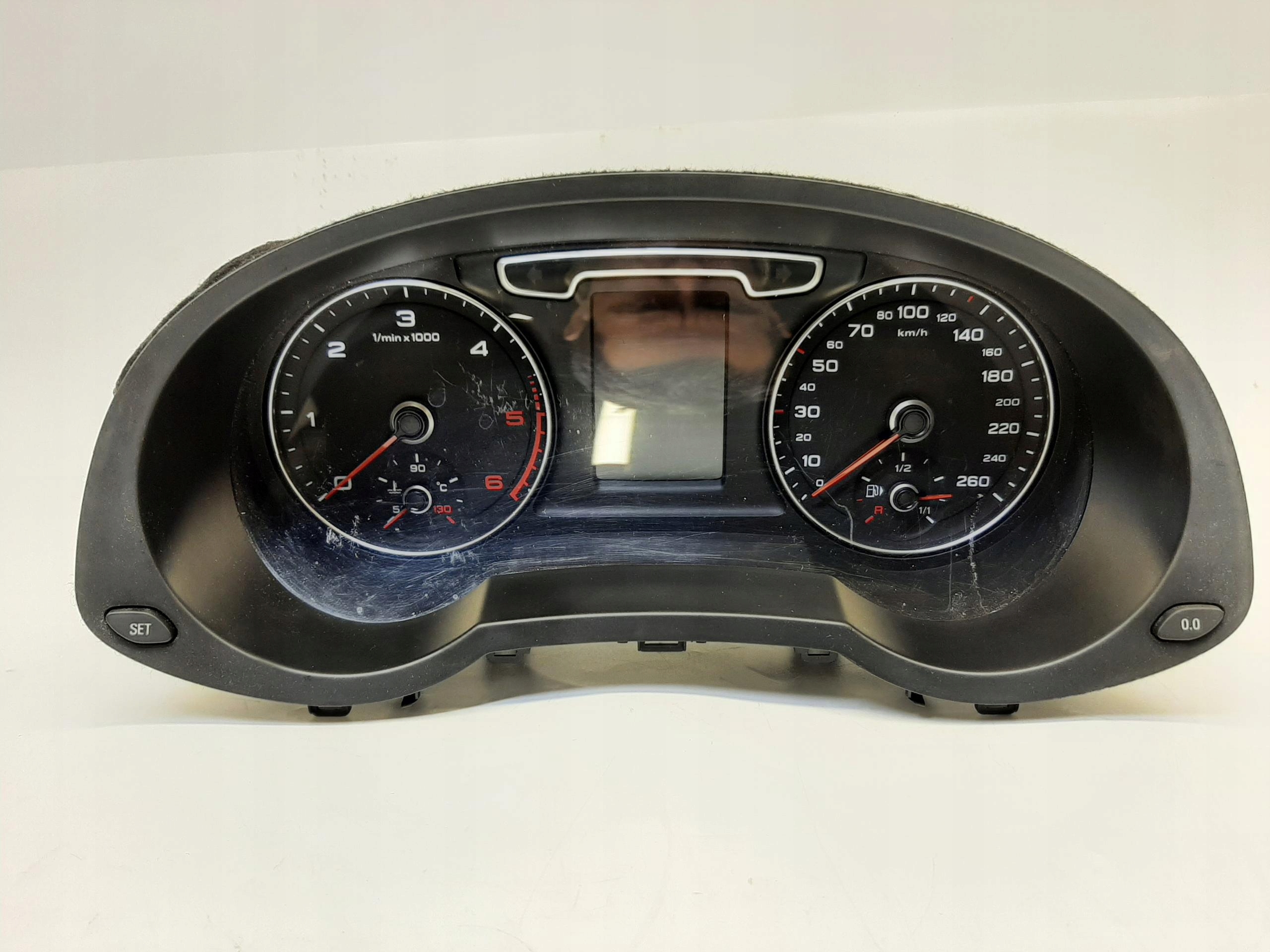 AUDI Q3 8U 2012-2014 LICZNIK 8U0920930C