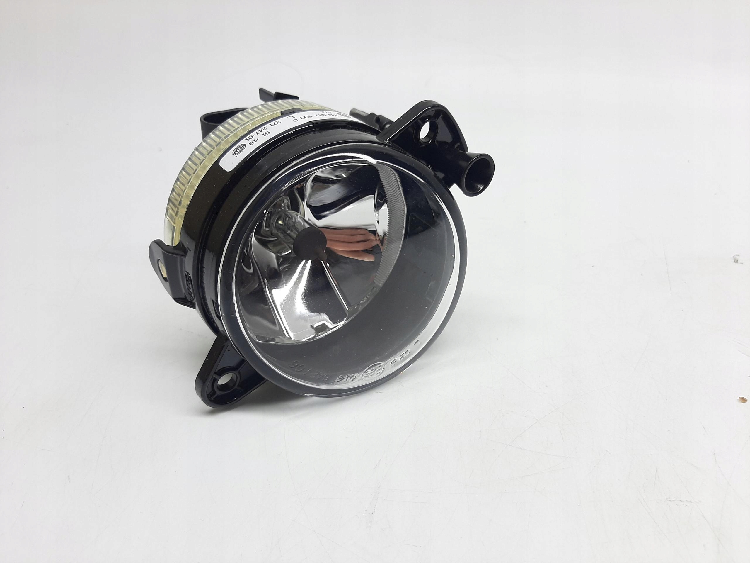 VW TRANSPORTER T5 HALOGEN LAMPA PRZECIWMGIELNA LEWA PRZÓD 7H0941699C