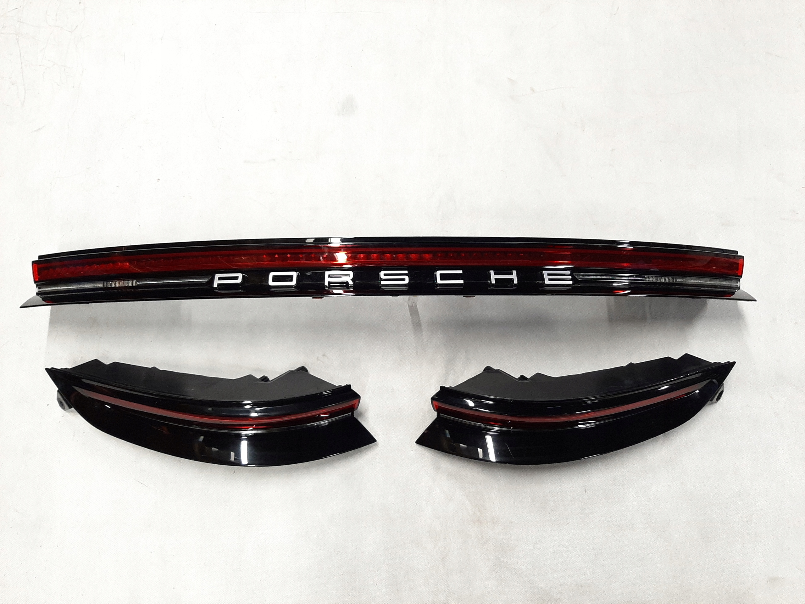 PORSCHE PANAMERA LAMPY TYŁ KOMPLET 976945091T 976945092T 976945207BK