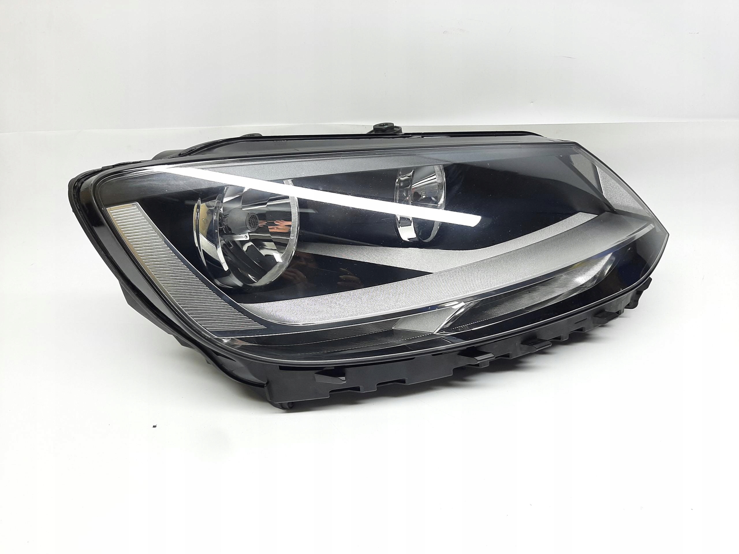 VOLKSWAGEN SHARAN II 2010- LAMPA REFLEKTOR PRAWY PRZÓD 7N1941006