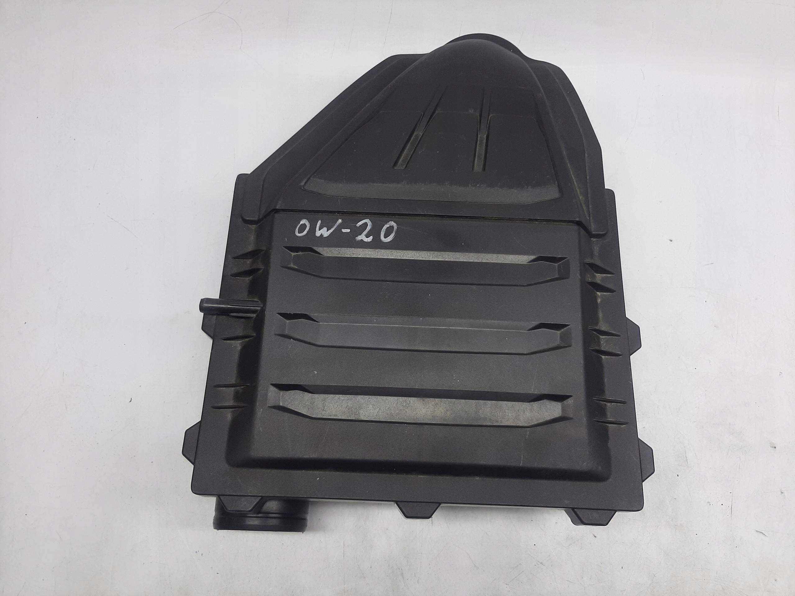 VW UP OBUDOWA FILTRA POWIETRZA 04C129620A