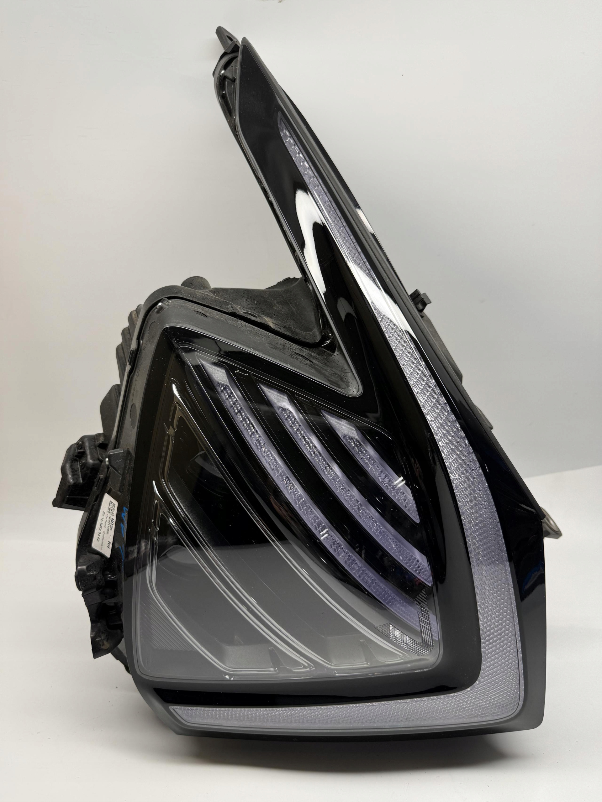 KIA SPORTAGE V REFLEKTOR LAMPA PRAWY PRZÓD LED R292112020