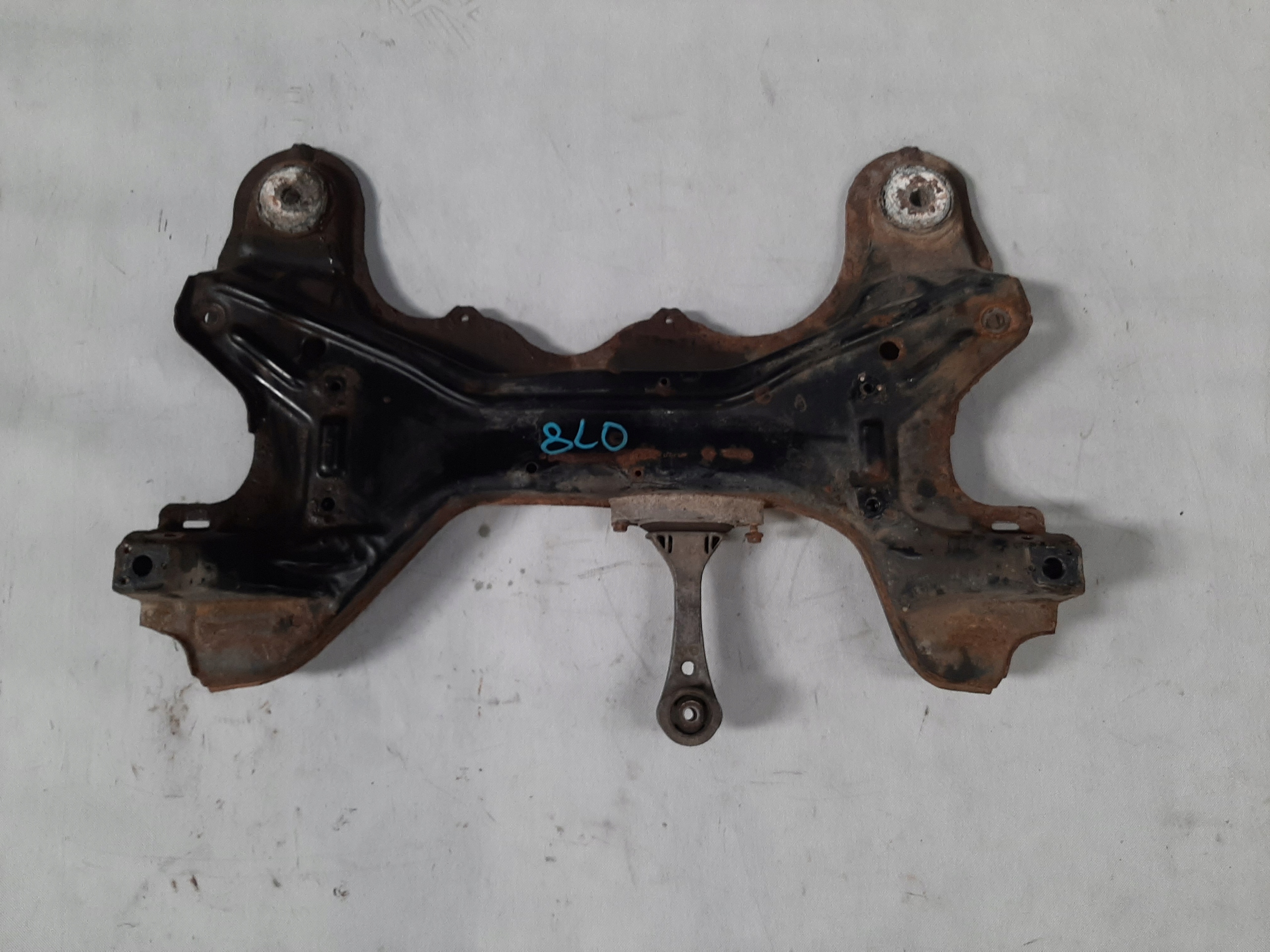 AUDI A3 8L LIFT BELKA KOŁYSKA ZAWIESZENIA SANKI PRZÓD PRZEDNIE 1J0199313J