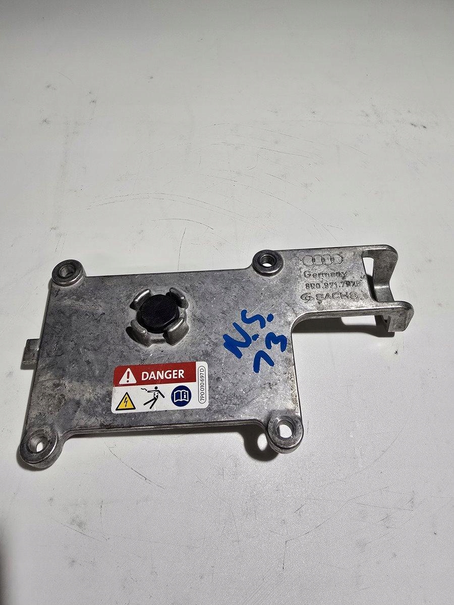 AUDI Q5 8R A6 C7 A8 D4 OSŁONA ZŁĄCZY WYSOKIEGO NAPIĘCIA 8R0971797B