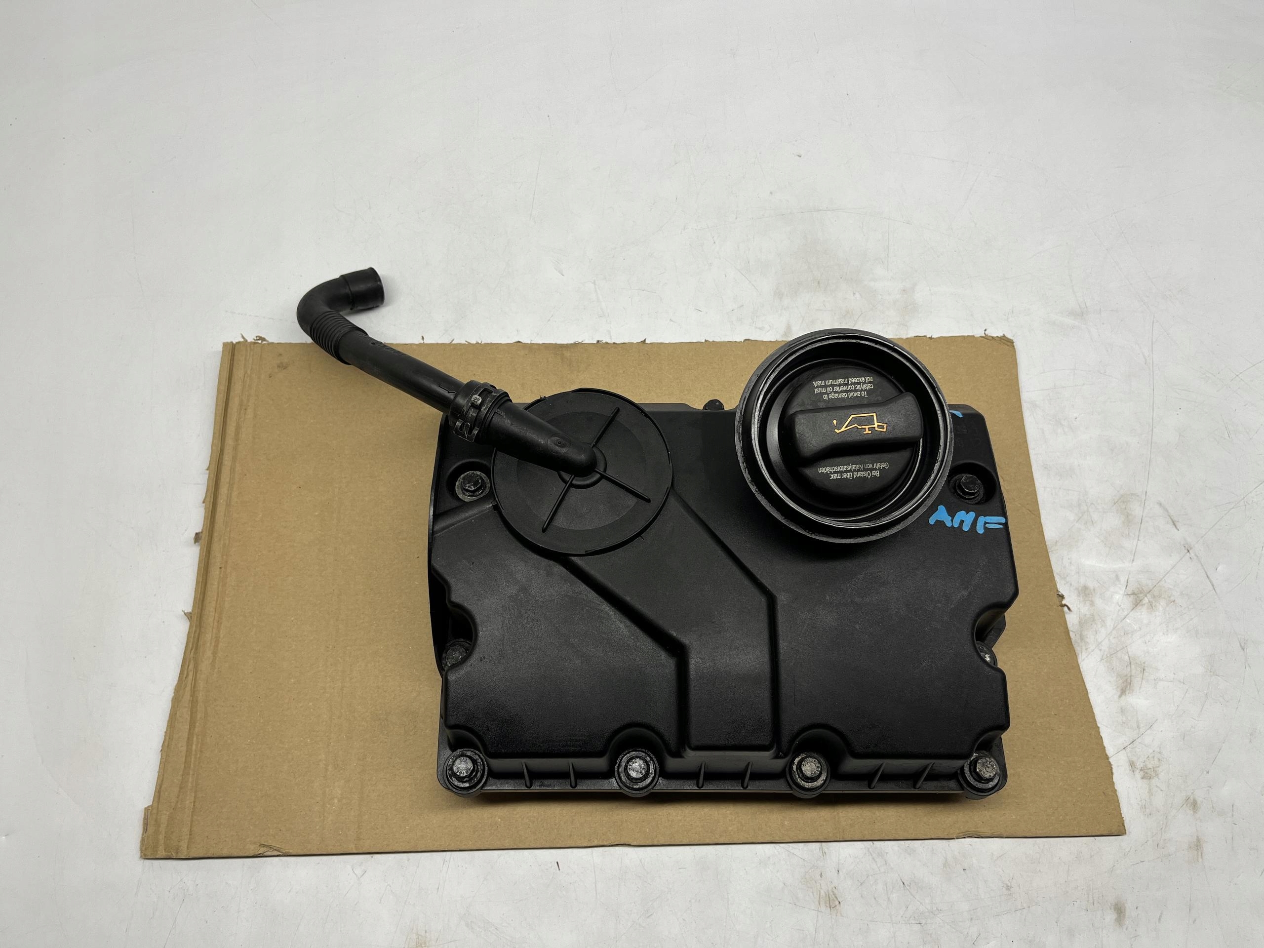 VW POLO IV 9N SKODA FABIA I CORDOBA II 1.4 TDI POKRYWA ZAWORÓW 045103475C