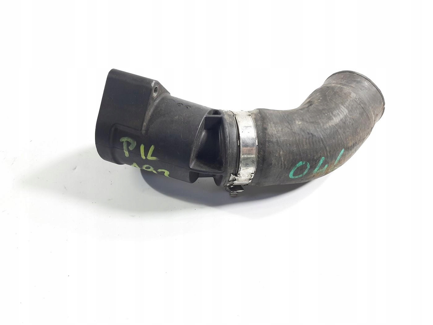 AUDI A3 8V SKODA OCTAVIA III 1.6 TDI WĄŻ RURA INTERCOOLERA 04L131111T