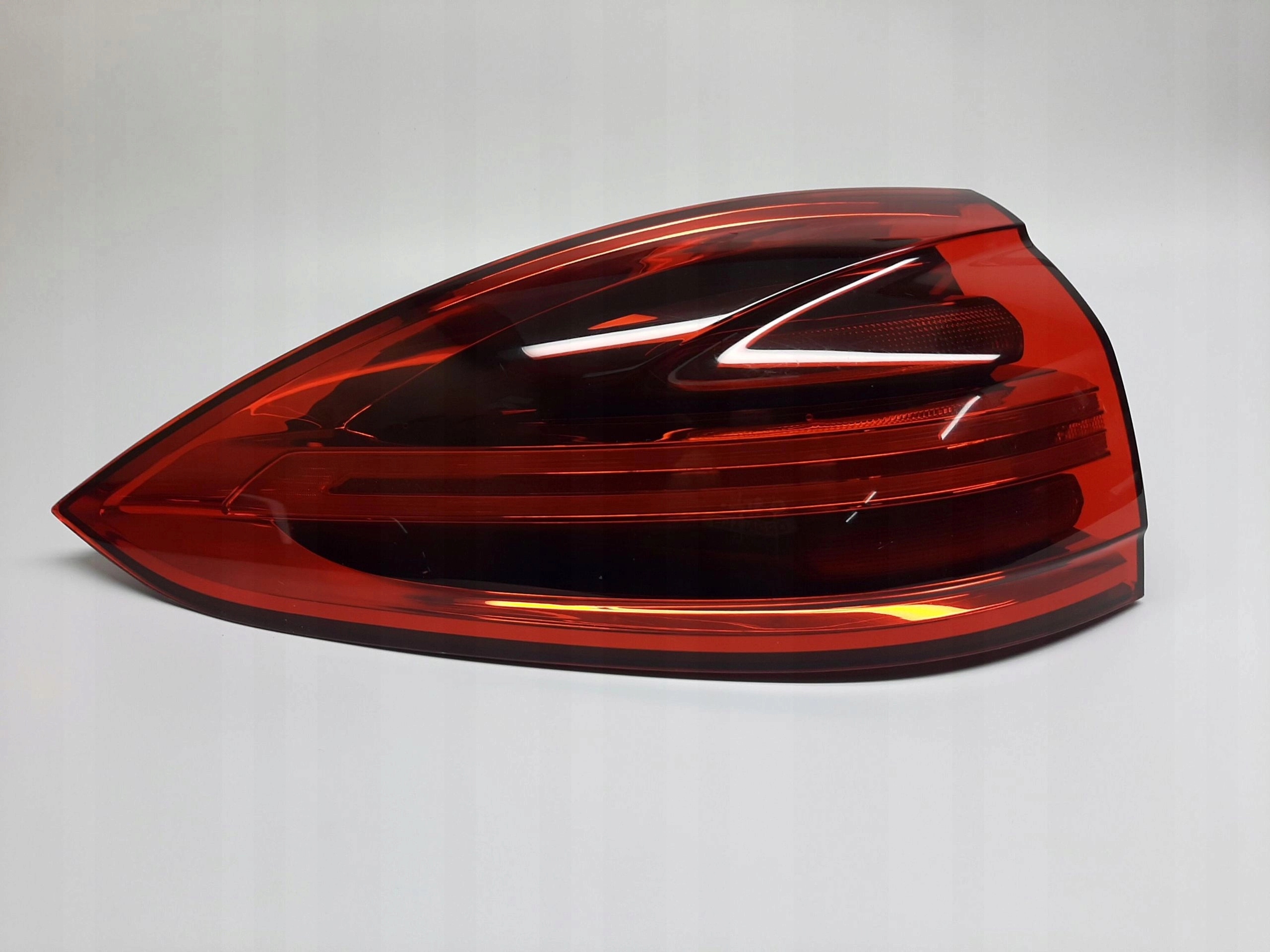 PORSCHE CAYENNE 7P5 LAMPA TYŁ TYLNA LEWA 7P5945207P