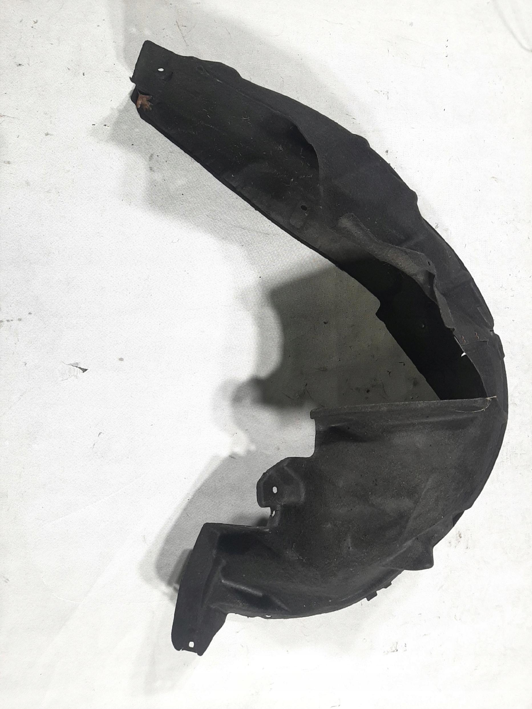 SEAT ATECA NADKOLE OSŁONA PRZECIWBŁOTNA PRAWY TYŁ 575810972F