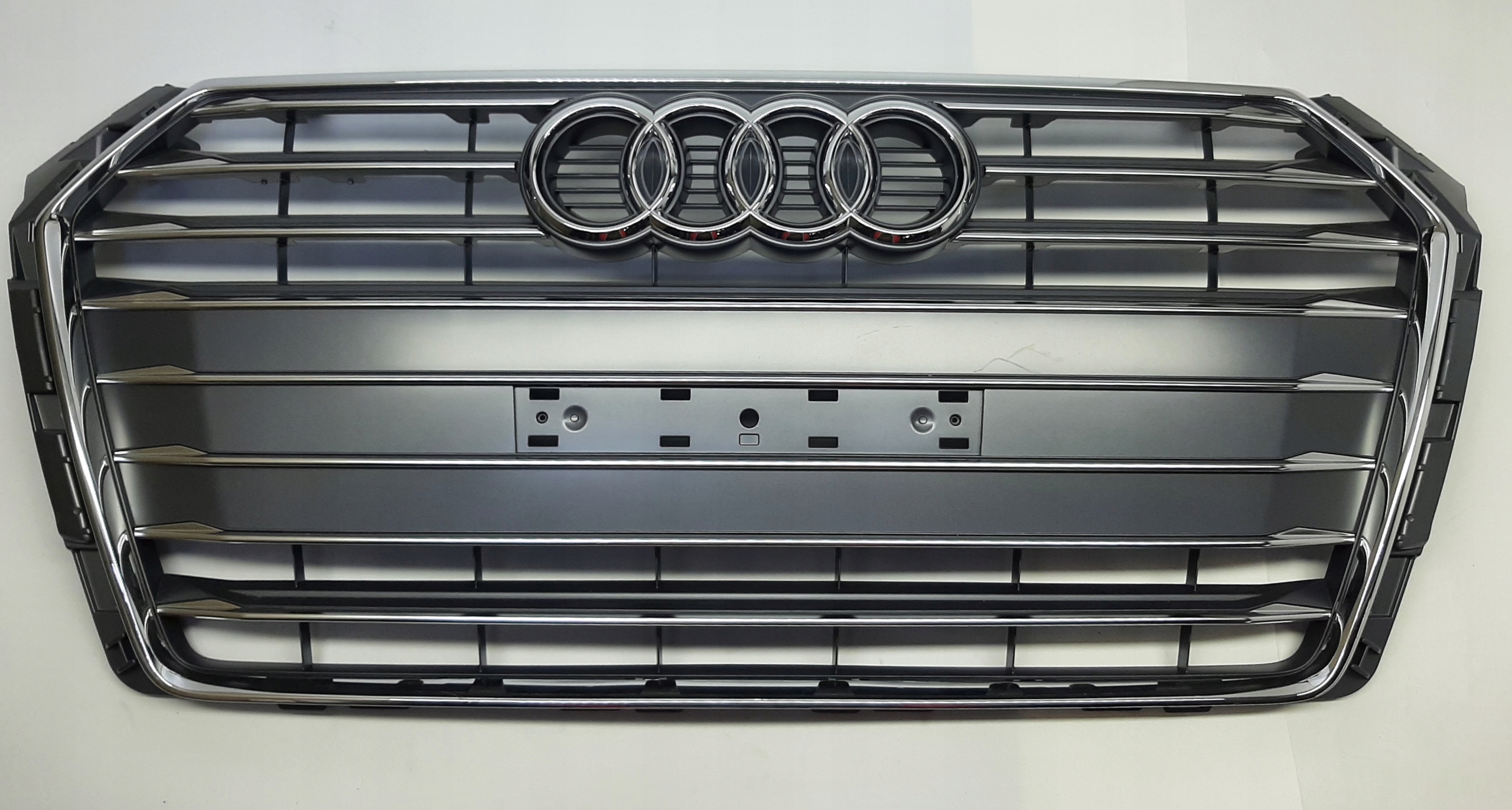 AUDI A4 B9 ATRAPA CHŁODNICY GRILL ZDERZAKA PRZÓD 8W0853651BR