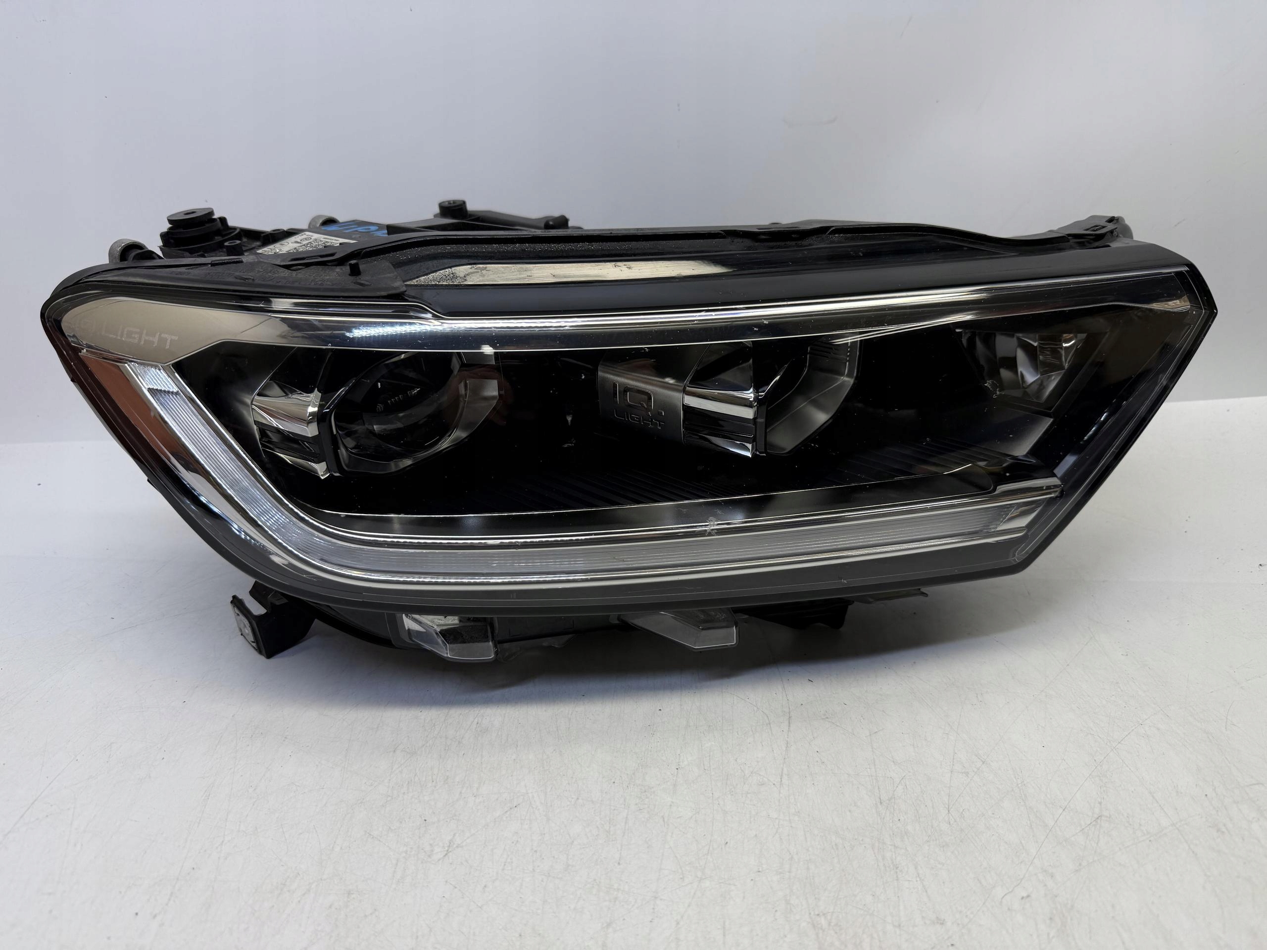 VW T-ROC LAMPA REFLEKTOR PRZEDNI PRAWY LED IQ.LIGHT 2GA941036AF