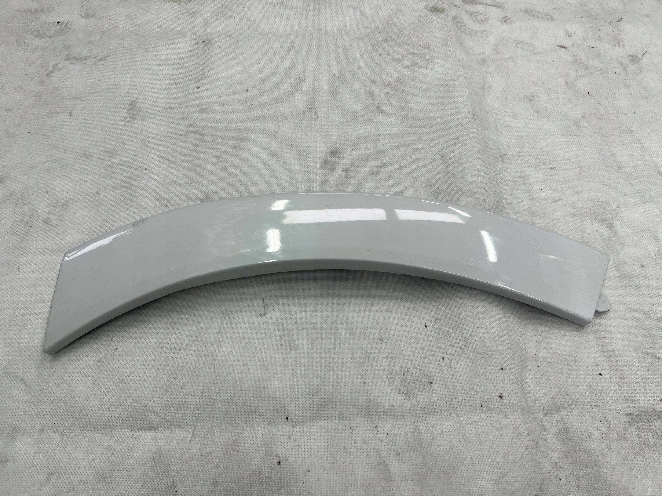 Porsche Cayenne Listwa nadkola dokładka nakładka prawy przód 9Y0853718D