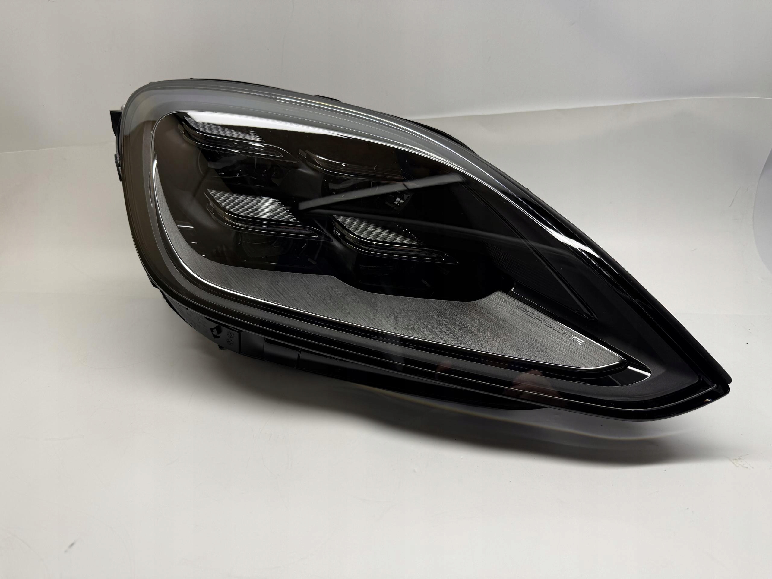 PORSCHE CAYENNE E3 LIFT REFLEKTOR LAMPA PRAWY PRZÓD LASER 9Y0941086T
