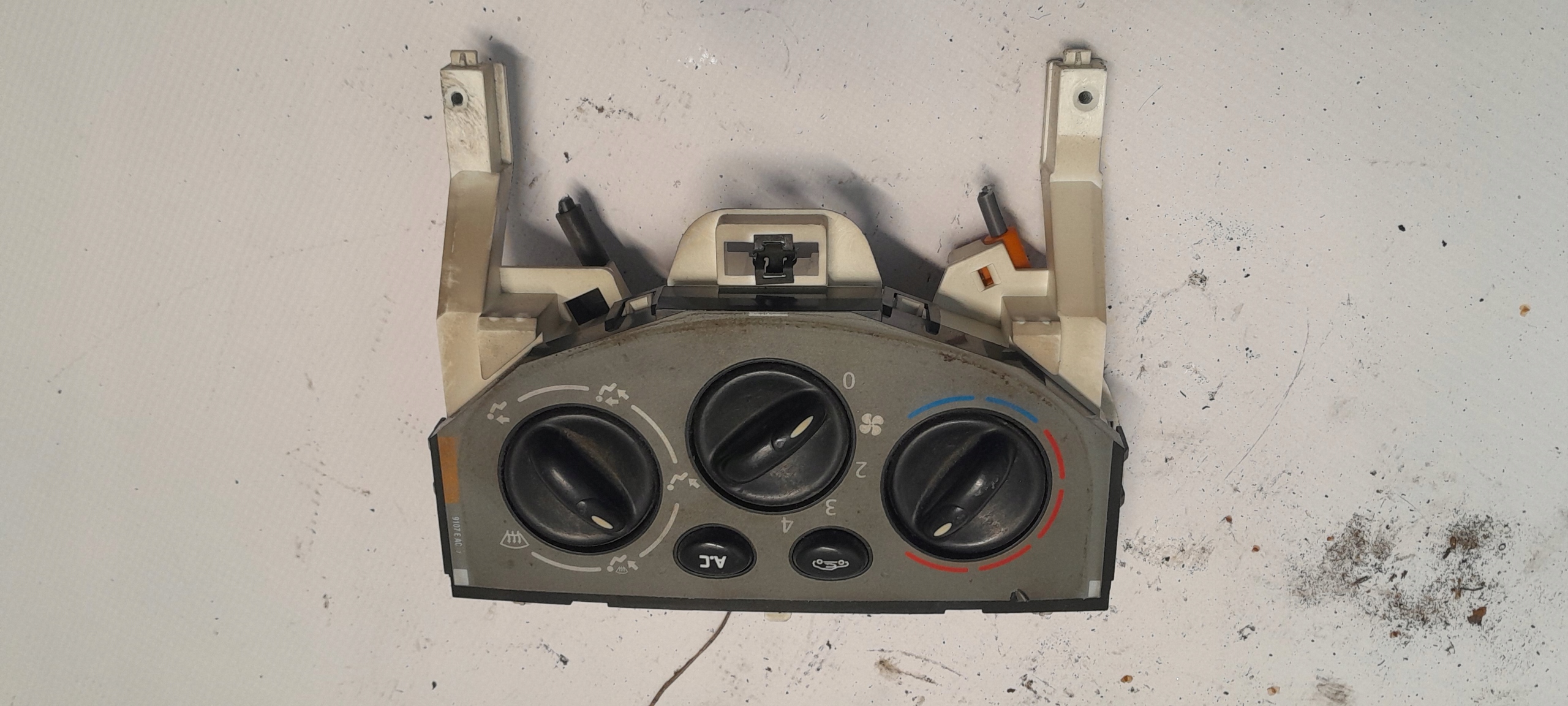 RENAULT TRAFIC II 1.9 DCI 2001- PANEL KLIMATYZACJI NAWIEWU W964098P