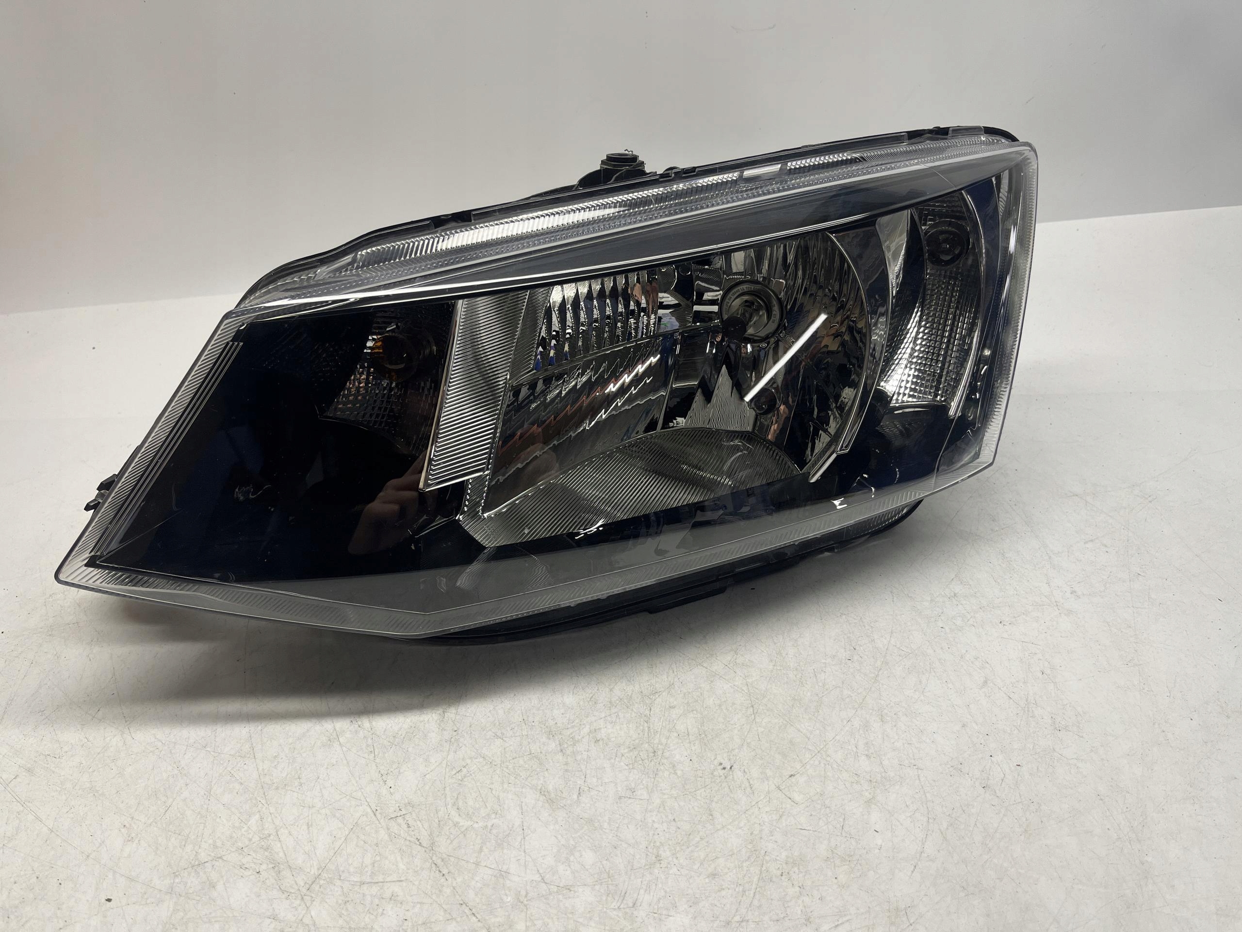 SKODA Fabia 3 Reflektor Lampra Przód Lewy 6V19941015C
