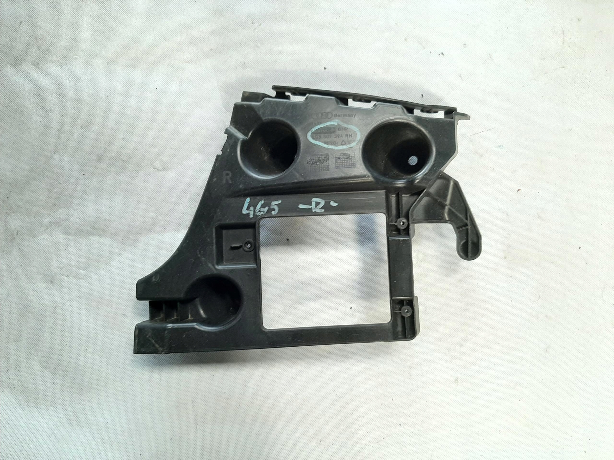 AUDI A6 C7 S6 C7 SEDAN ŚLIZG MOCOWANIE ZDERZAKA PRAWY TYŁ 4G5807394