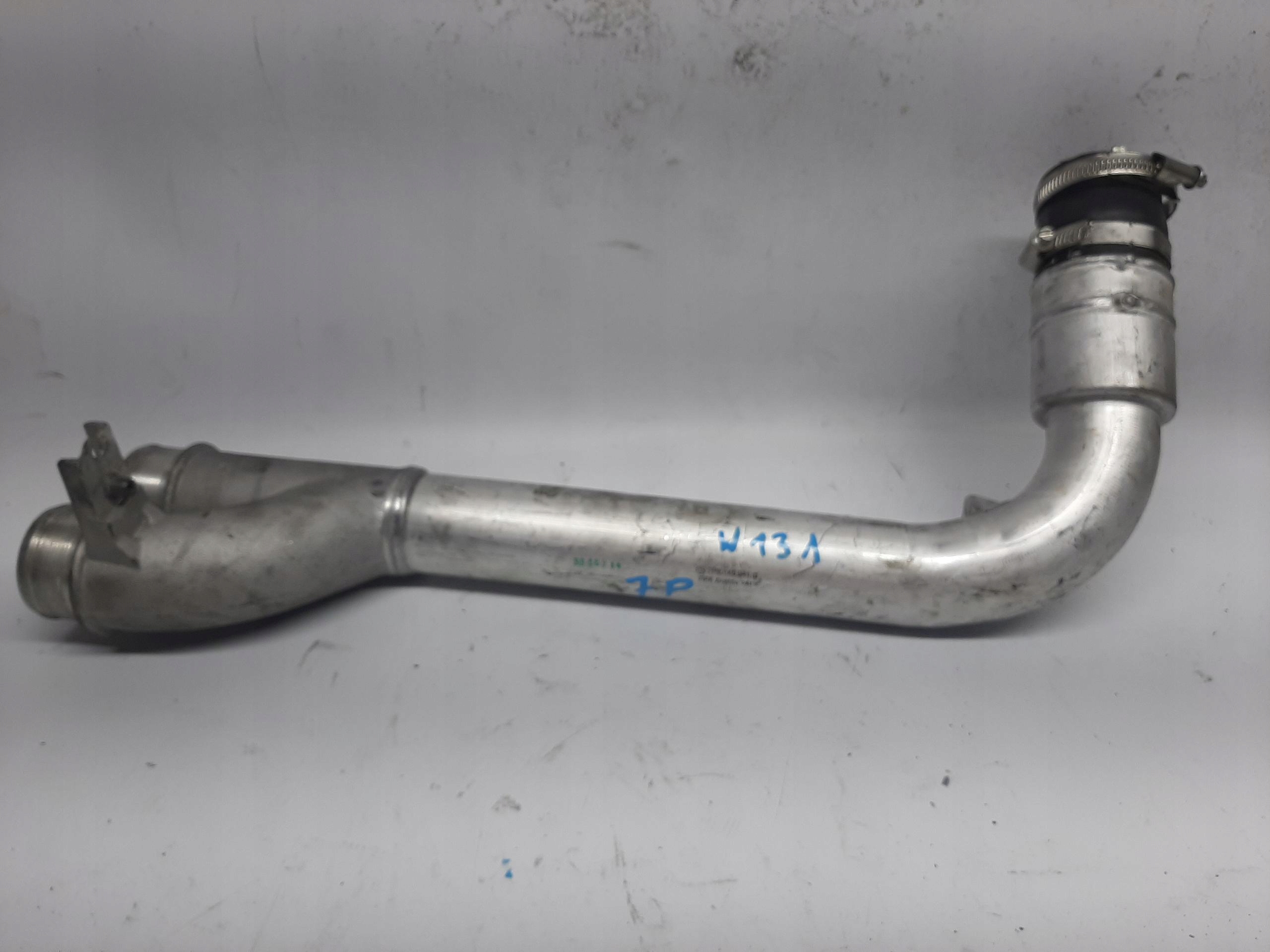 VW TOUAREG II CAYENNE II 3.0 TDI WĄŻ RURA PRZEWÓD INTERCOOLERA 7P6145941B