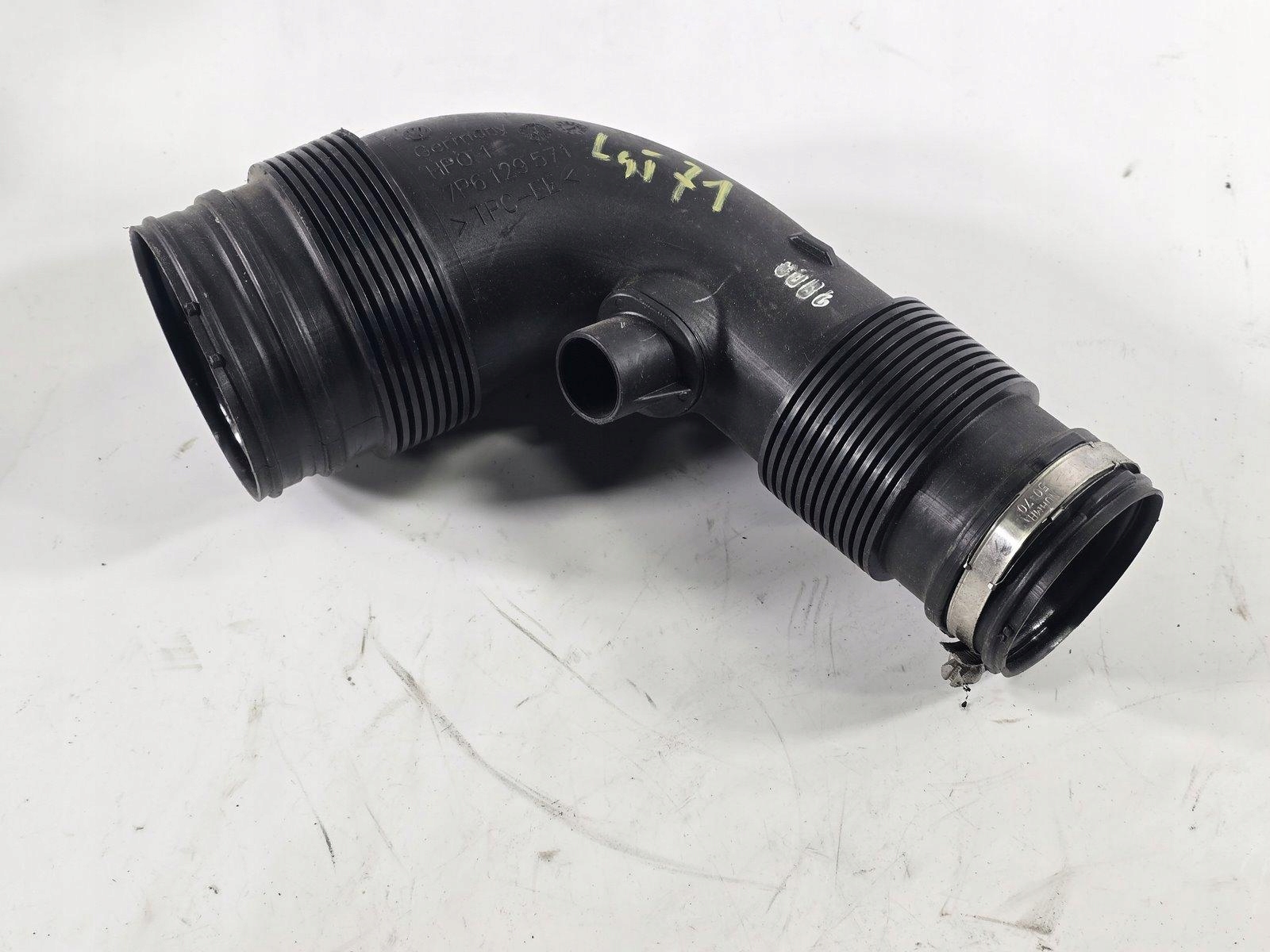 VW TOUAREG II 7P CAYENNE II 4.2 D RURA DOLOT POWIETRZA 7P6129571