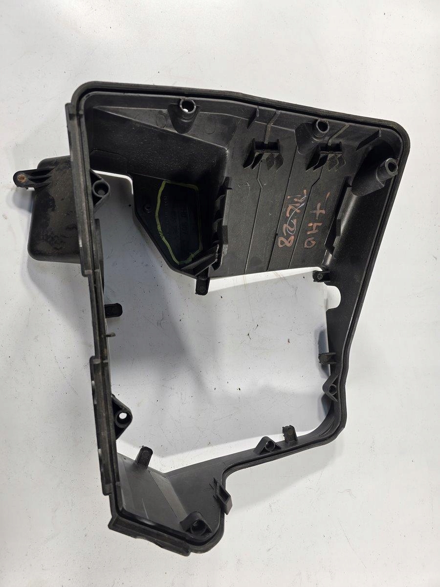 VW TRANSPORTER T5 1.9 TDI OBUDOWA SKRZYNKI BEZPIECZNIKÓW 7H0907296A