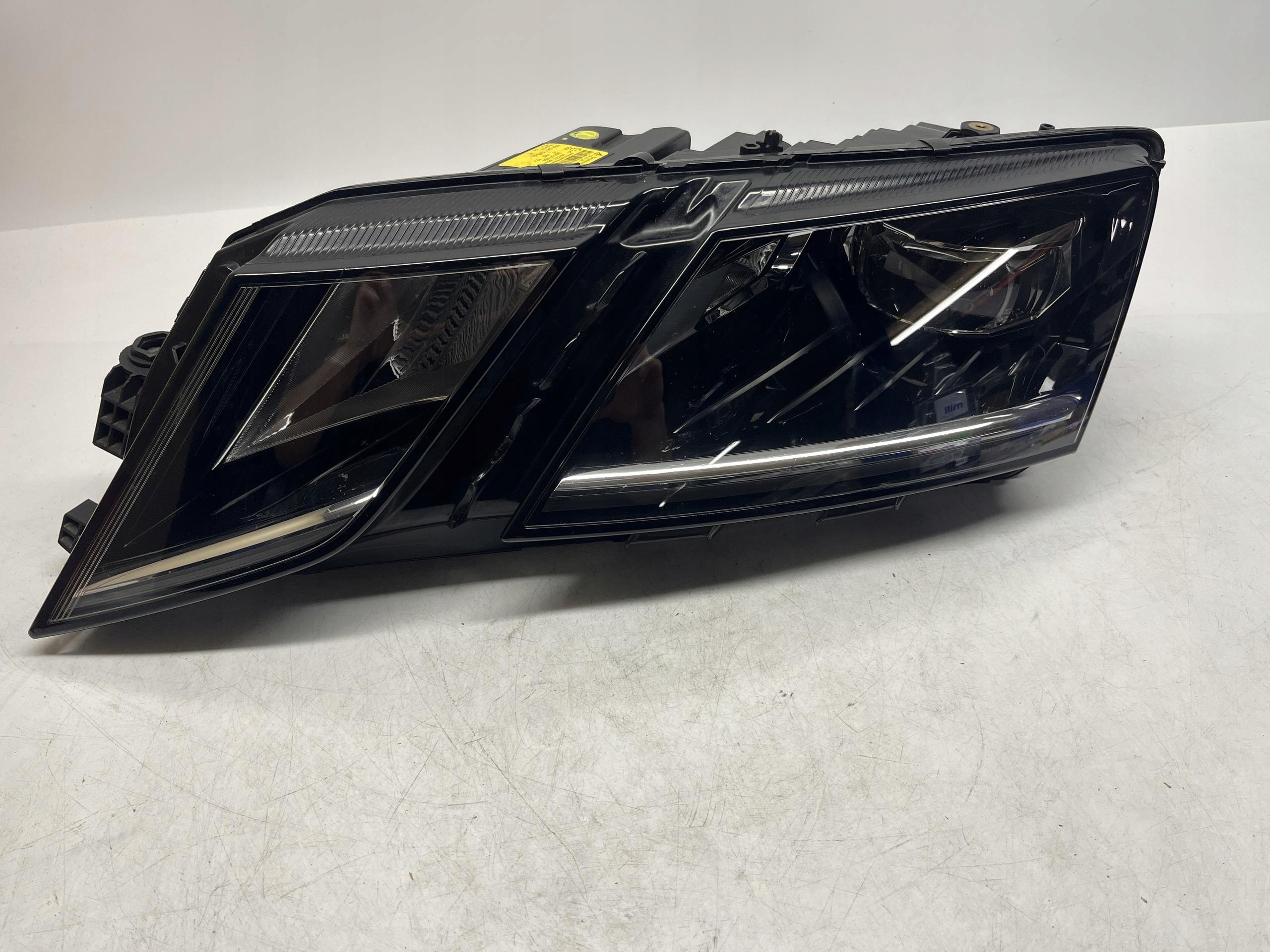 SKODA Octavia Reflektor Lampa Przód LEWY LED 5E1941015D