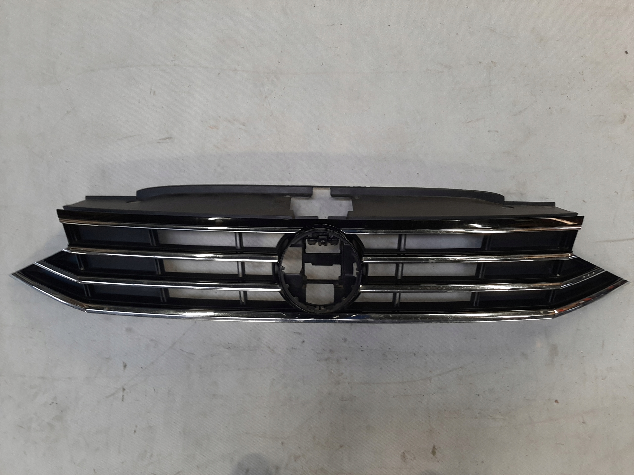 VW PASSAT B8 ATRAPA CHŁODNICY GRILL ZDERZAKA PRZÓD 3G0853651AQ