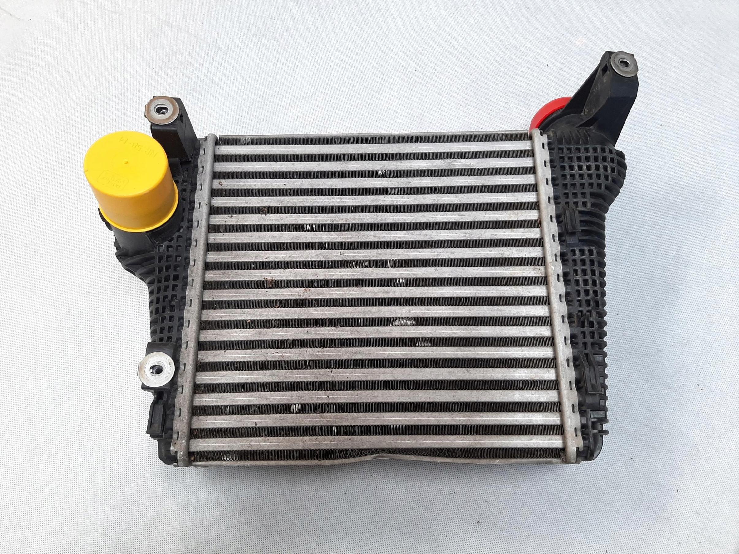 PORSCHE MACAN INTERCOOLER CHŁODNICA POWIETRZA 95B145804E