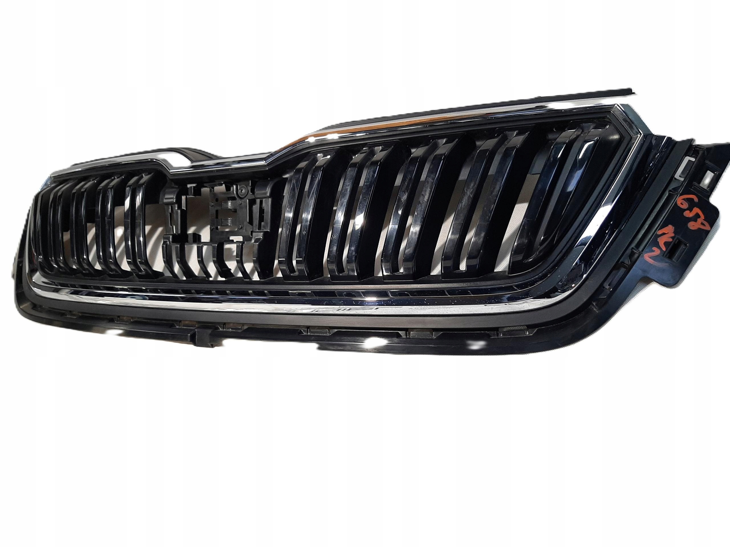 SKODA SKALA 19- ATRAPA GRILL CHROM 657853653A