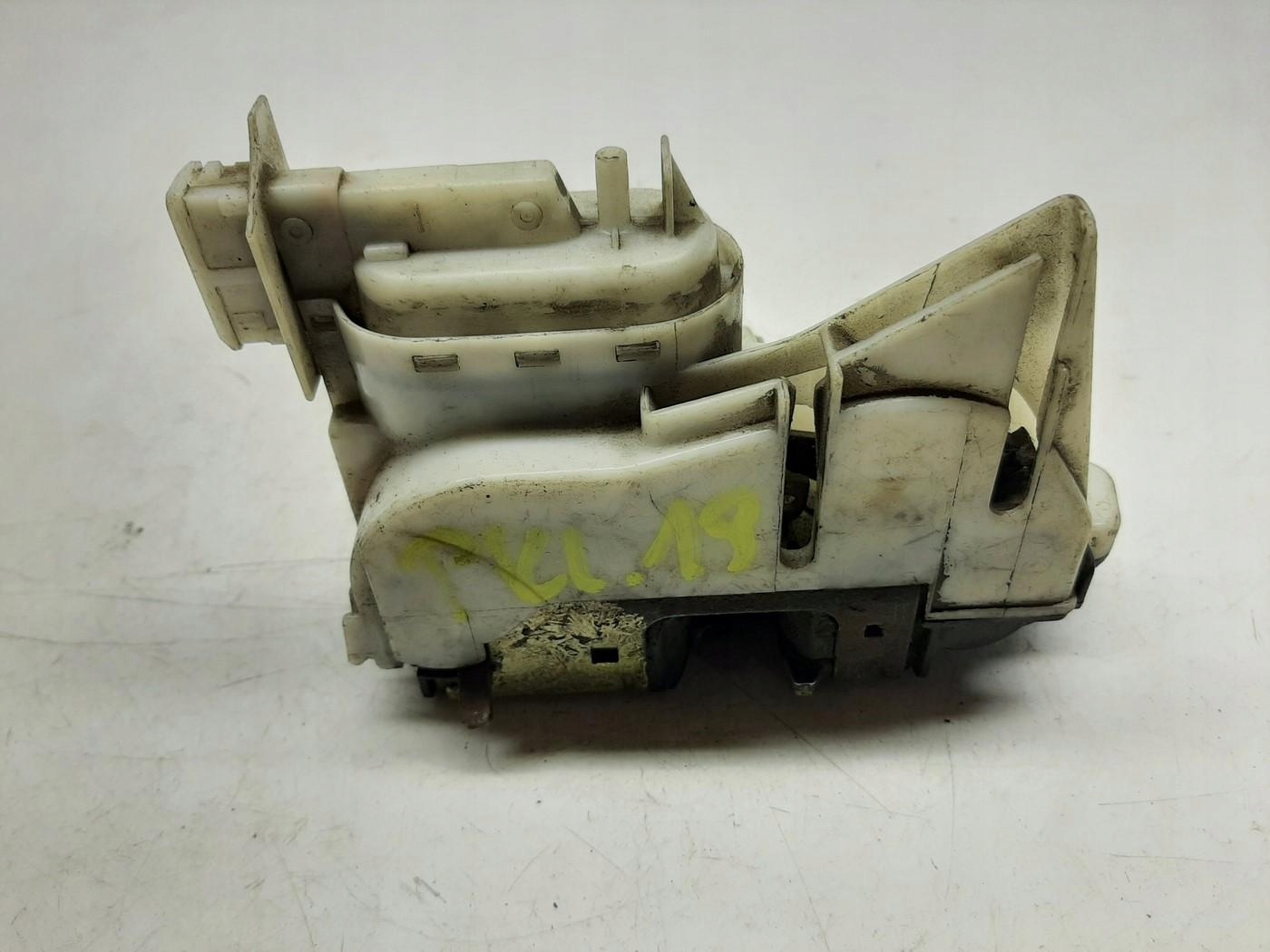 VW GOLF III ZAMEK DRZWI PRAWY TYŁ 1H4862154 1H4839016A