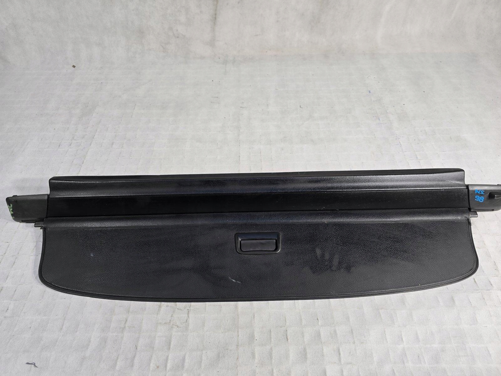 VW PASSAT B6 KOMBI ROLETA BAGAŻNIKA ROLETA BAGAŻNIKA PASSAT B6