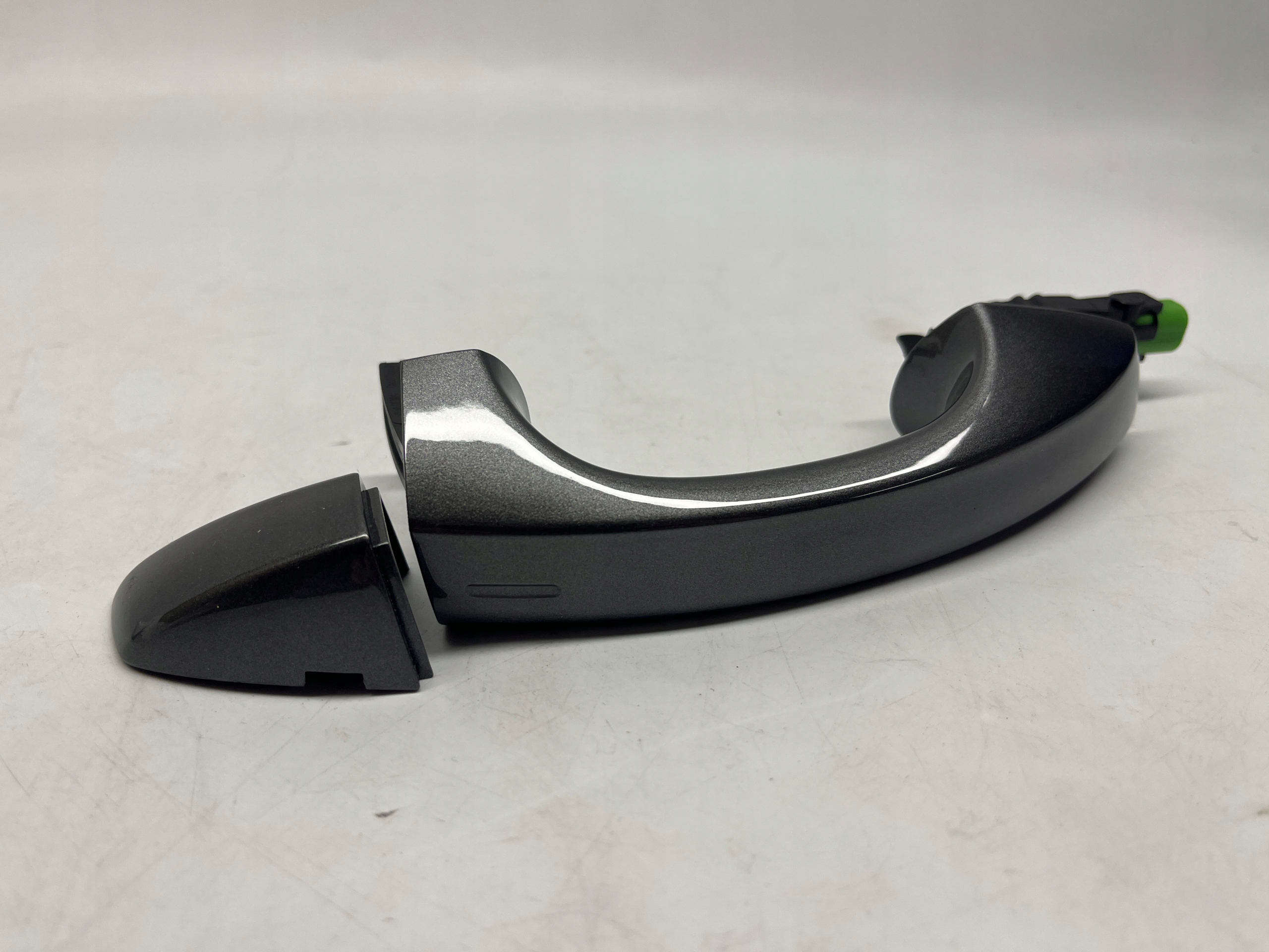 Volkswagen Touareg III klamka uchwyt keyless prawa 760837206
