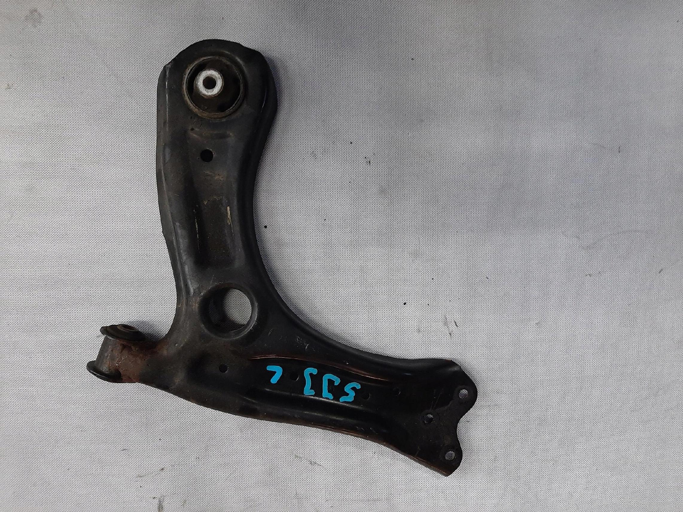 SKODA RAPID WAHACZ PRAWY PRZÓD PRZEDNI 6R0407151F