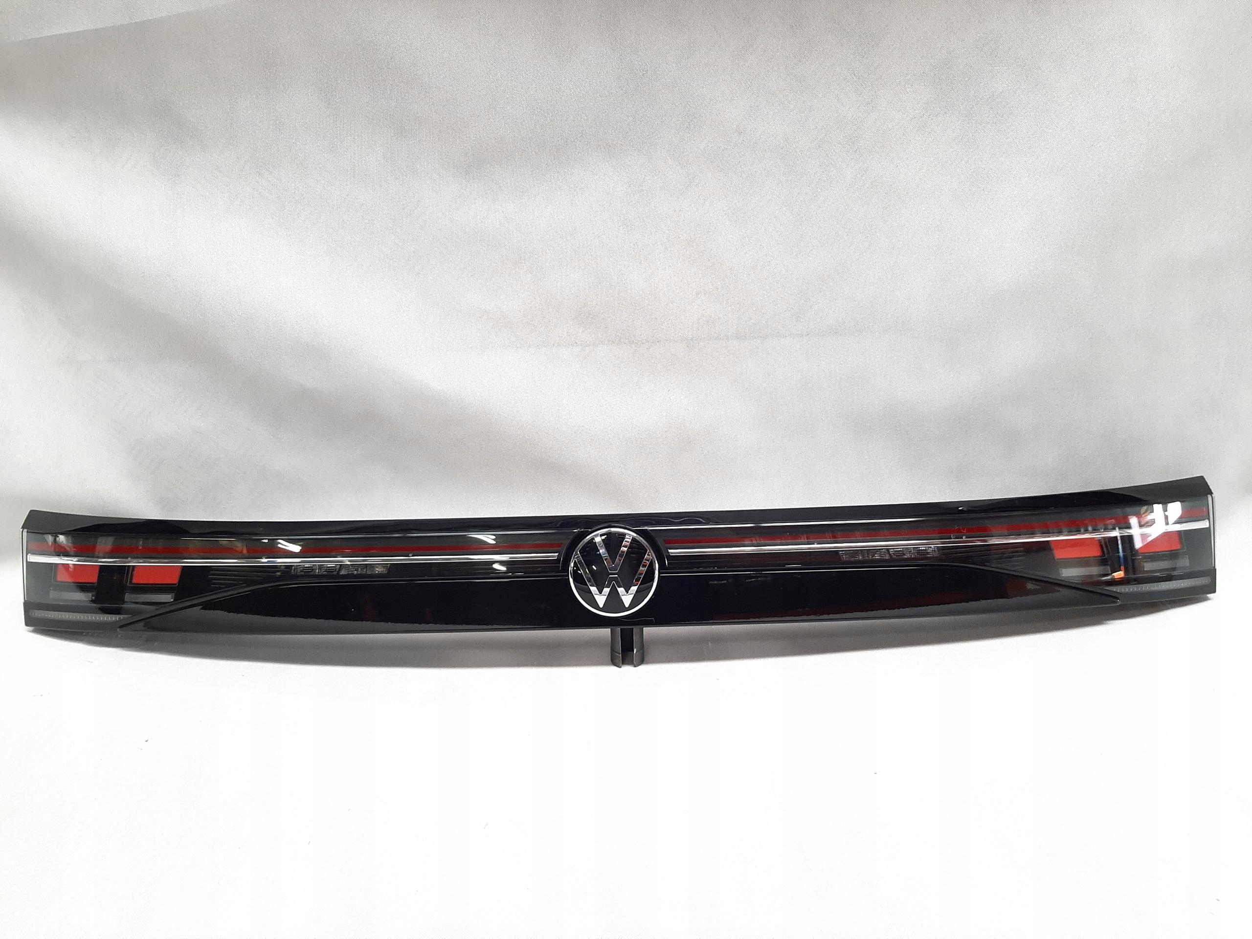 VW PASSAT B9 VARIANT BLENDA LAMPA KLAPY TYŁ LED 3J0945307